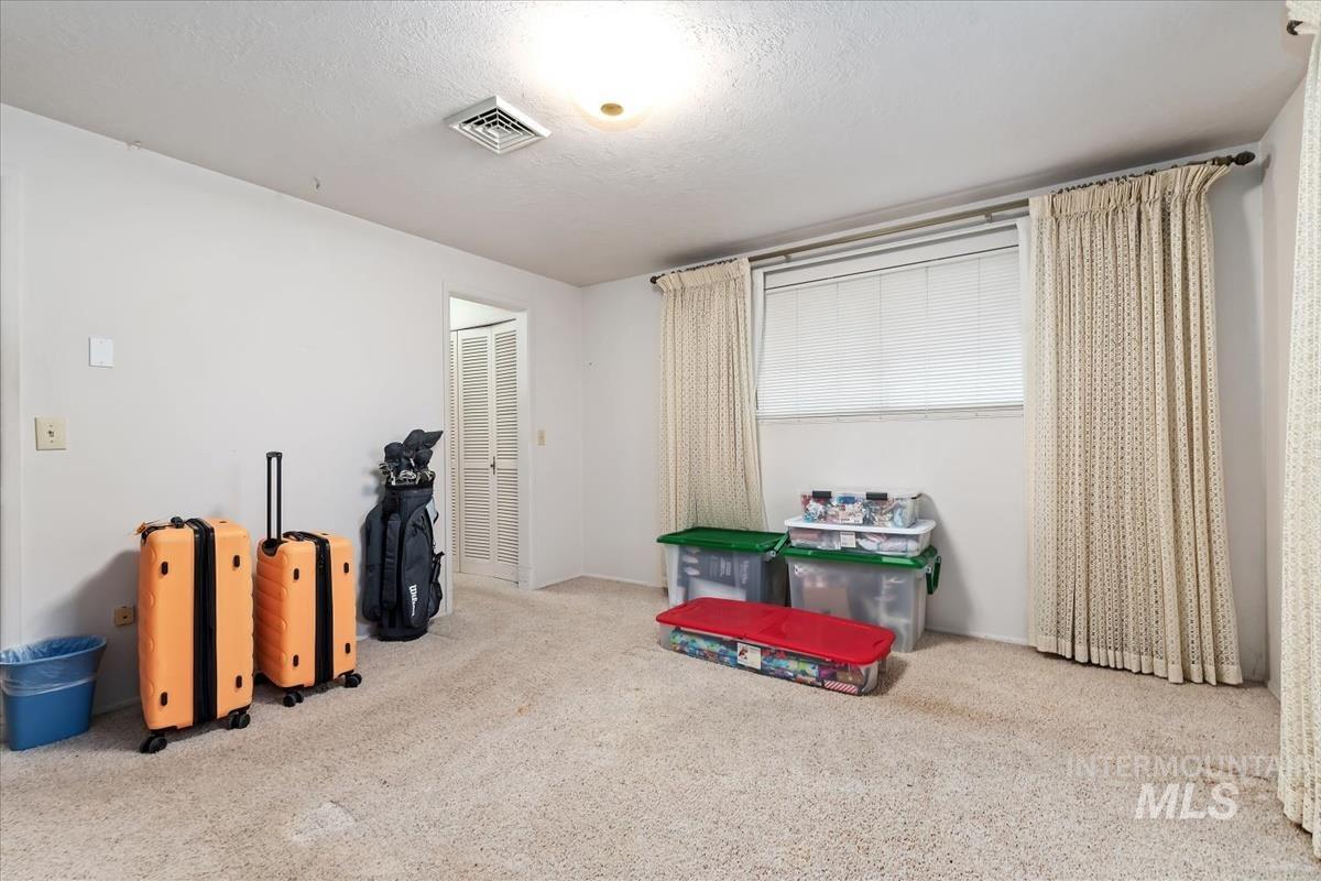 11360 W Lake Hazel Rd, Boise, Idaho 83709, 3 Bedrooms, 2 Bathrooms, Residential For Sale, Price $775,000,MLS 98976198