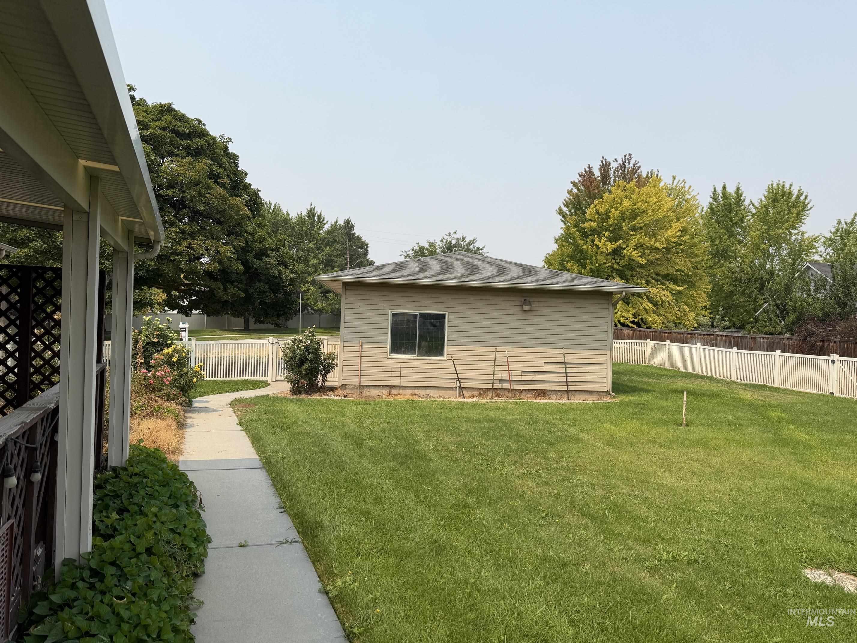 11360 W Lake Hazel Rd, Boise, Idaho 83709, 3 Bedrooms, 2 Bathrooms, Residential For Sale, Price $650,000, 98976198