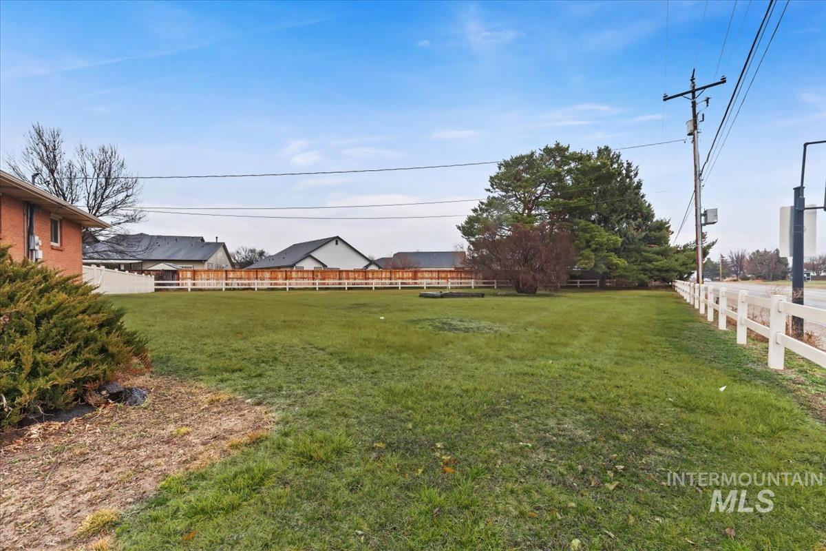 11360 W Lake Hazel Rd, Boise, Idaho 83709, 3 Bedrooms, 2 Bathrooms, Residential For Sale, Price $650,000, 98976198