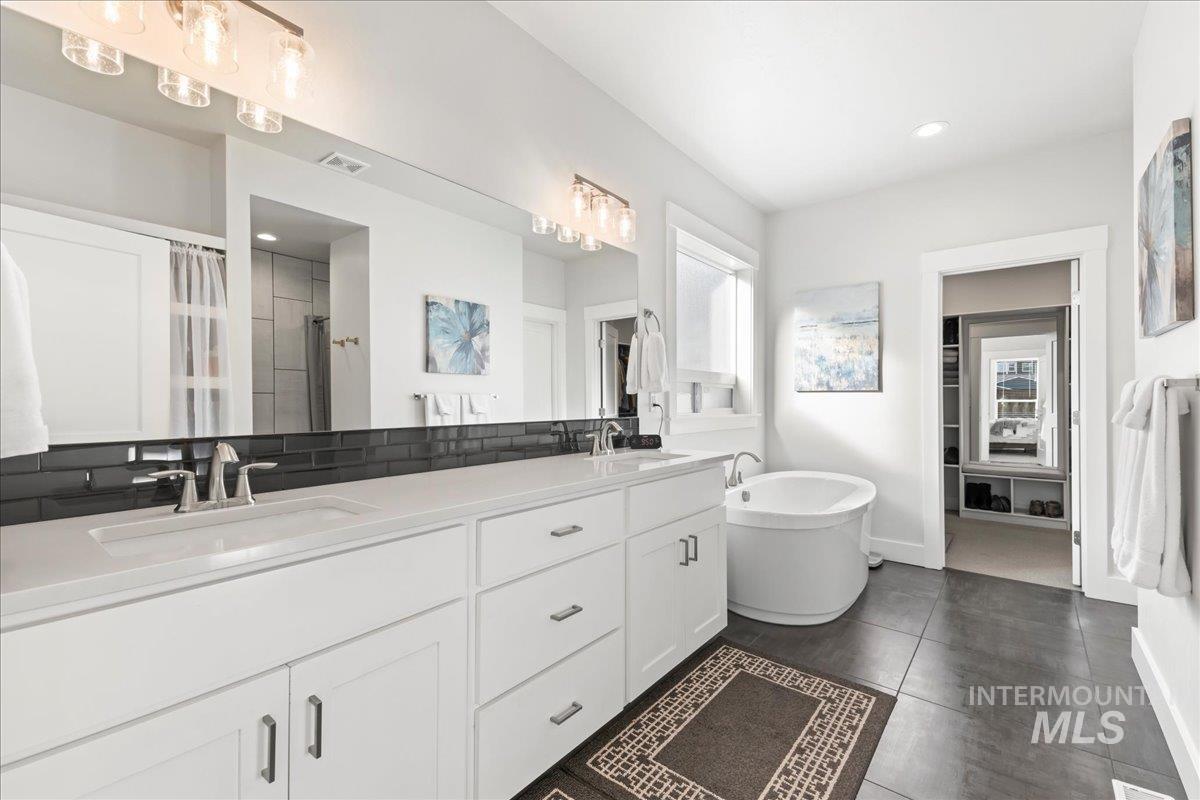 2500 S S Pelion Way, Nampa, Idaho 83686, 3 Bedrooms, 2 Bathrooms, Residential For Sale, Price $569,900,MLS 98976199