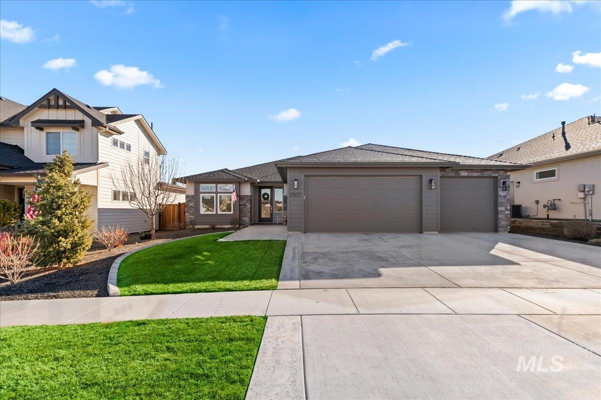 2500 S S Pelion Way, Nampa, Idaho 83686, 3 Bedrooms, 2 Bathrooms, Residential For Sale, Price $569,900,MLS 98976199
