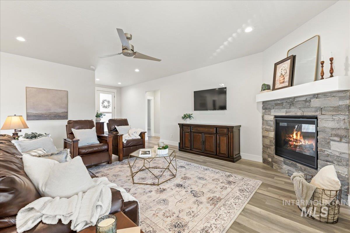 2500 S S Pelion Way, Nampa, Idaho 83686, 3 Bedrooms, 2 Bathrooms, Residential For Sale, Price $569,900,MLS 98976199