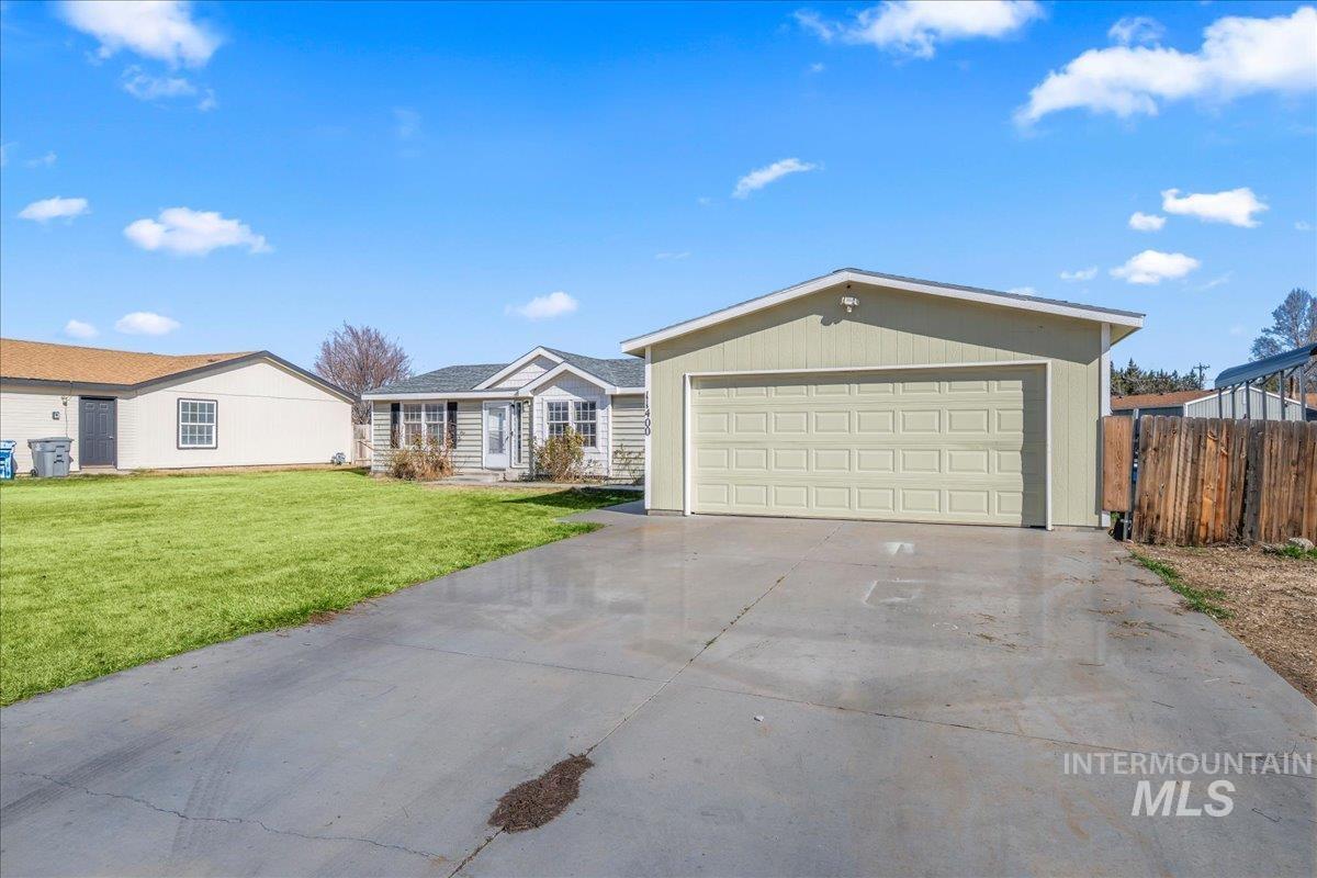 11400 W Hawkins, Nampa, Idaho 83651, 4 Bedrooms, 2 Bathrooms, Residential For Sale, Price $350,000, 98976203