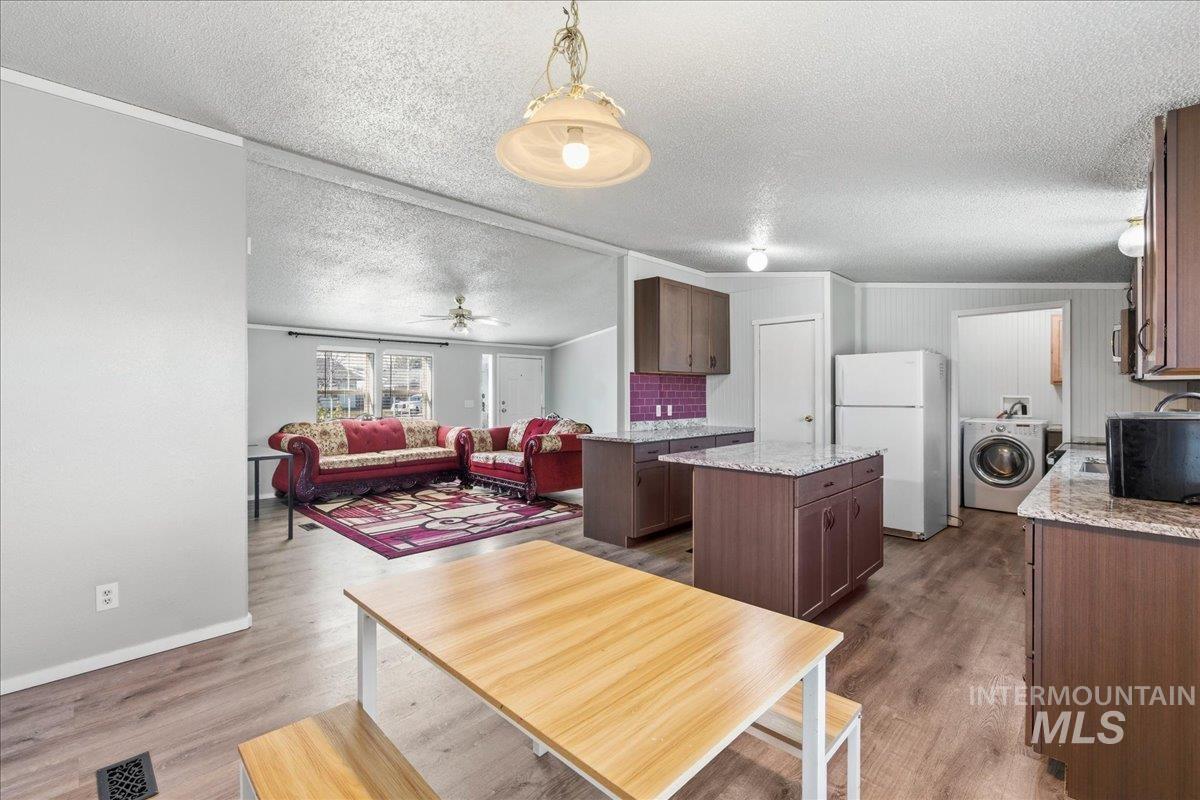 11400 W Hawkins, Nampa, Idaho 83651, 4 Bedrooms, 2 Bathrooms, Residential For Sale, Price $350,000, 98976203