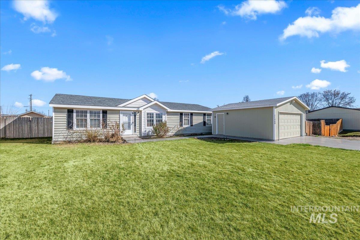 11400 W Hawkins, Nampa, Idaho 83651, 4 Bedrooms, 2 Bathrooms, Residential For Sale, Price $350,000, 98976203