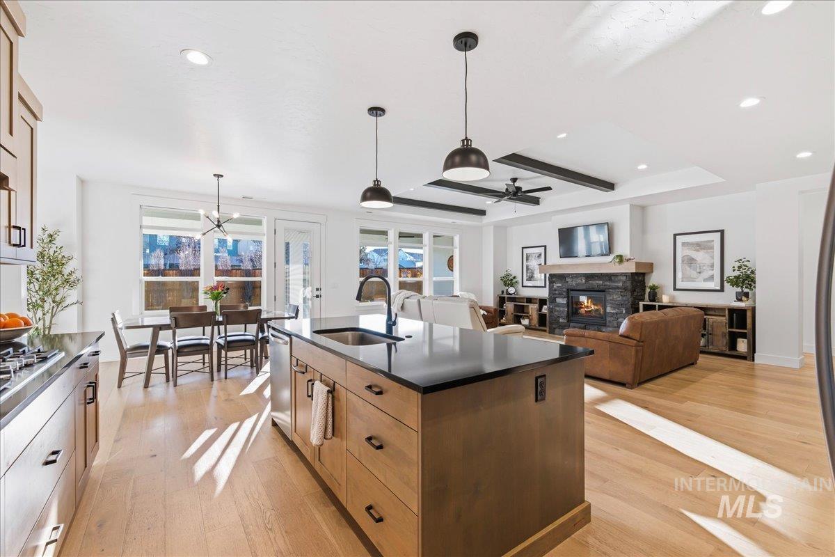 2472 S S Pelion Way, Nampa, Idaho 83686, 4 Bedrooms, 3 Bathrooms, Residential For Sale, Price $749,900, 98976205