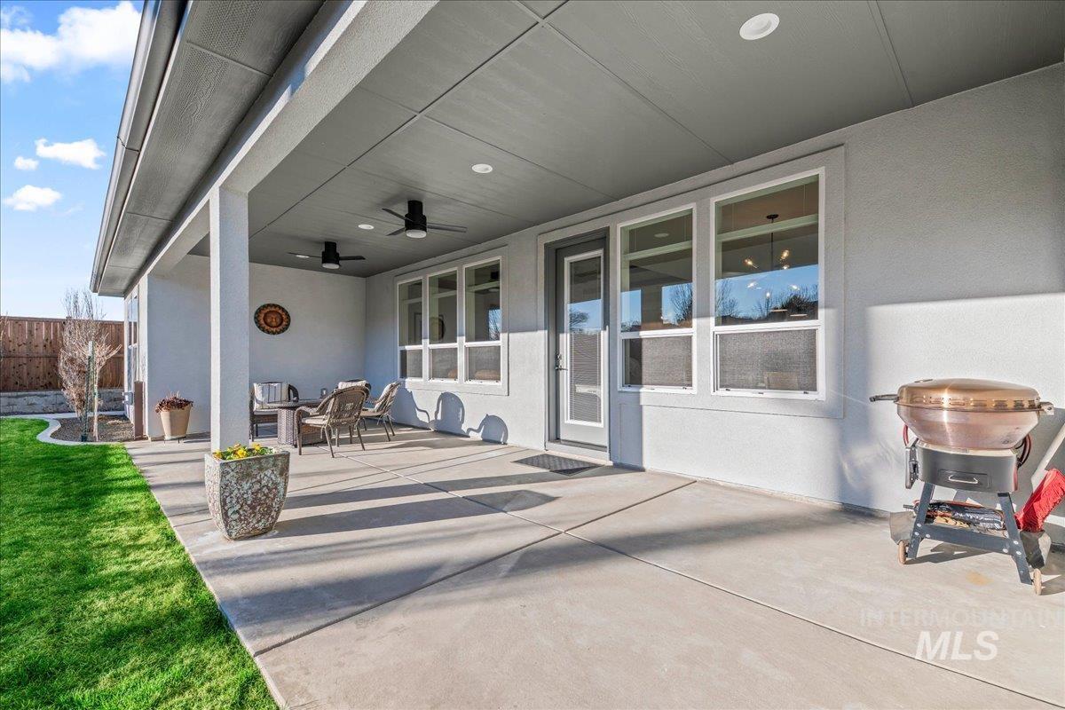 2472 S S Pelion Way, Nampa, Idaho 83686, 4 Bedrooms, 3 Bathrooms, Residential For Sale, Price $749,900, 98976205