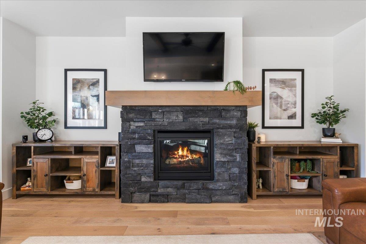 2472 S S Pelion Way, Nampa, Idaho 83686, 4 Bedrooms, 3 Bathrooms, Residential For Sale, Price $749,900, 98976205