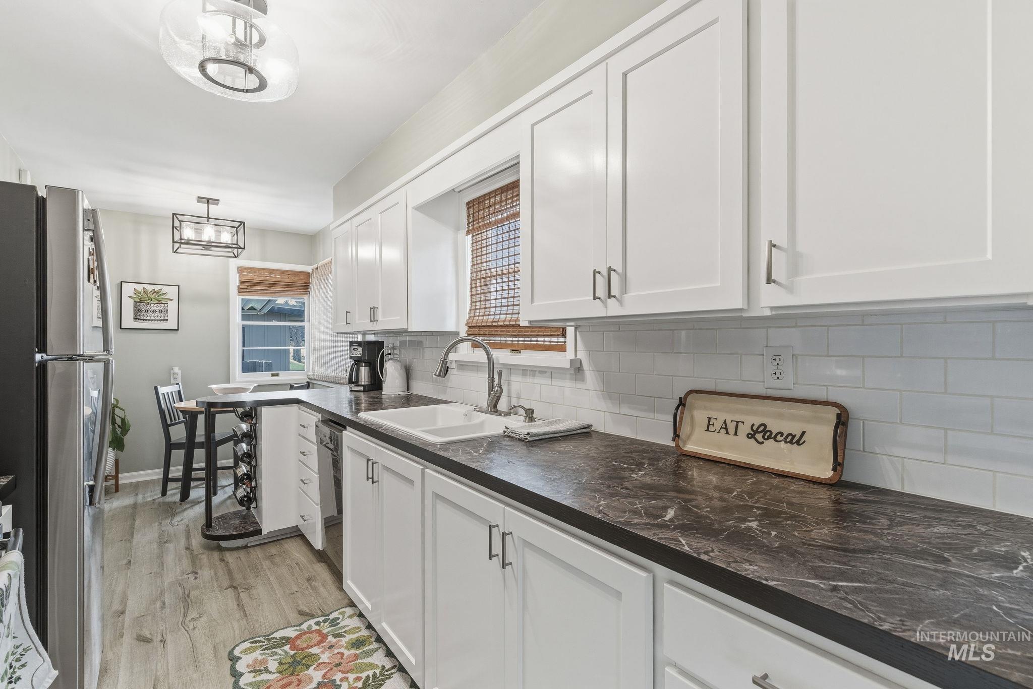 1426 S Gourley St., Boise, Idaho 83705, 3 Bedrooms, 2 Bathrooms, Residential For Sale, Price $469,900, 98976206