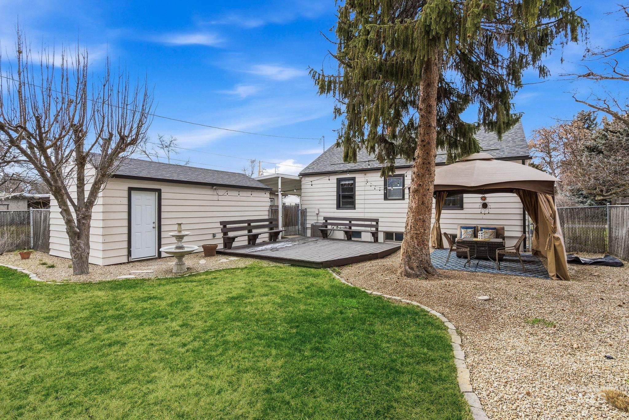 1426 S Gourley St., Boise, Idaho 83705, 3 Bedrooms, 2 Bathrooms, Residential For Sale, Price $469,900, 98976206