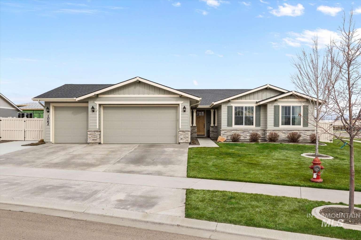1062 W Six Shooter St, Middleton, Idaho 83644, 3 Bedrooms, 2 Bathrooms, Residential For Sale, Price $675,000, 98976209