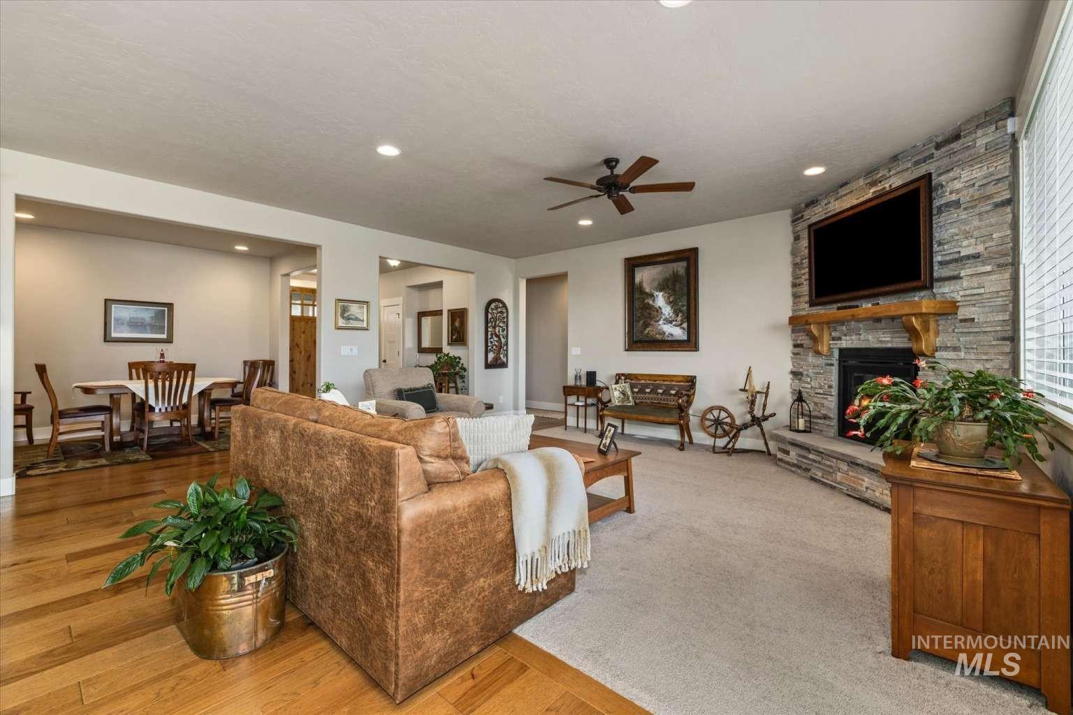 1062 W Six Shooter St, Middleton, Idaho 83644, 3 Bedrooms, 2 Bathrooms, Residential For Sale, Price $675,000, 98976209