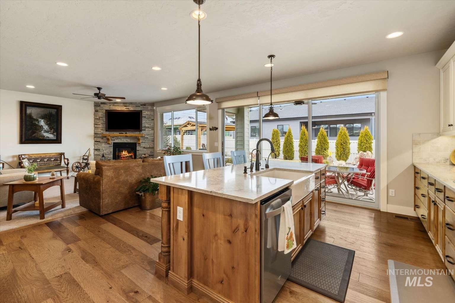 1062 W Six Shooter St, Middleton, Idaho 83644, 3 Bedrooms, 2 Bathrooms, Residential For Sale, Price $675,000, 98976209