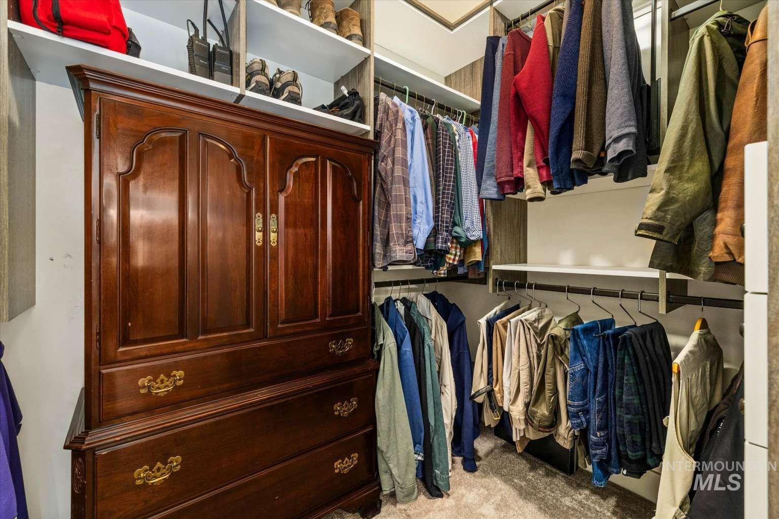 1062 W Six Shooter St, Middleton, Idaho 83644, 3 Bedrooms, 2 Bathrooms, Residential For Sale, Price $675,000, 98976209