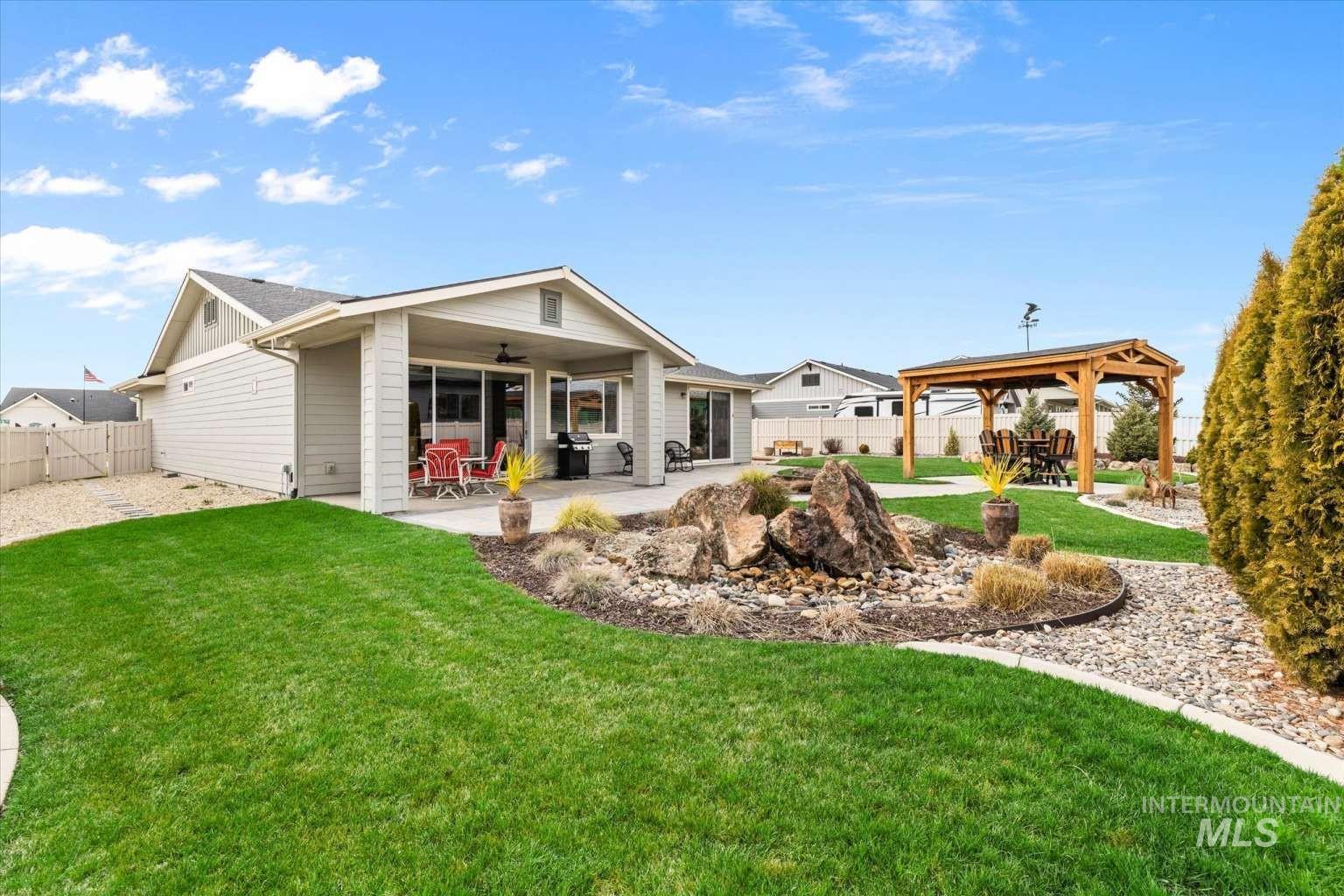 1062 W Six Shooter St, Middleton, Idaho 83644, 3 Bedrooms, 2 Bathrooms, Residential For Sale, Price $675,000, 98976209