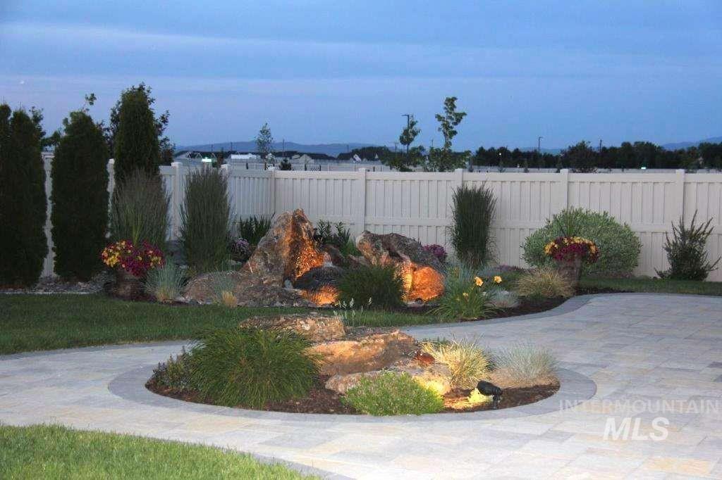 1062 W Six Shooter St, Middleton, Idaho 83644, 3 Bedrooms, 2 Bathrooms, Residential For Sale, Price $675,000, 98976209