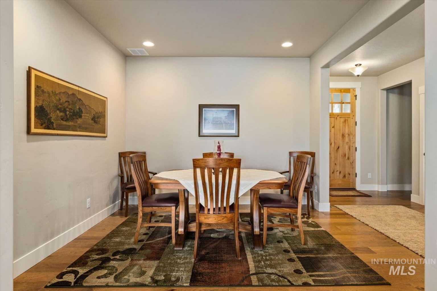 1062 W Six Shooter St, Middleton, Idaho 83644, 3 Bedrooms, 2 Bathrooms, Residential For Sale, Price $675,000, 98976209