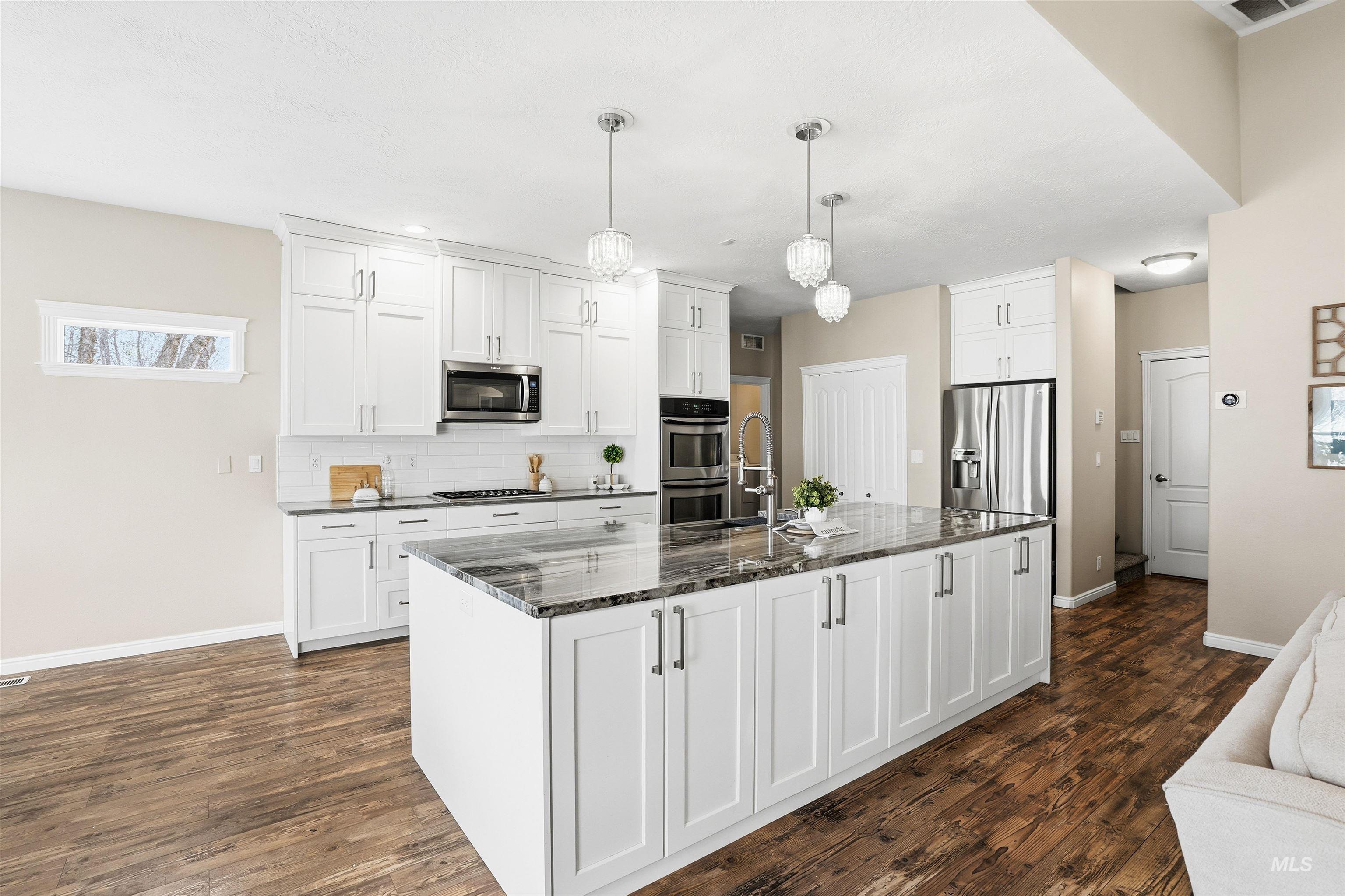 1880 W Kelly Creek Drive, Meridian, Idaho 83646-0000, 4 Bedrooms, 3 Bathrooms, Residential For Sale, Price $649,990, 98976212