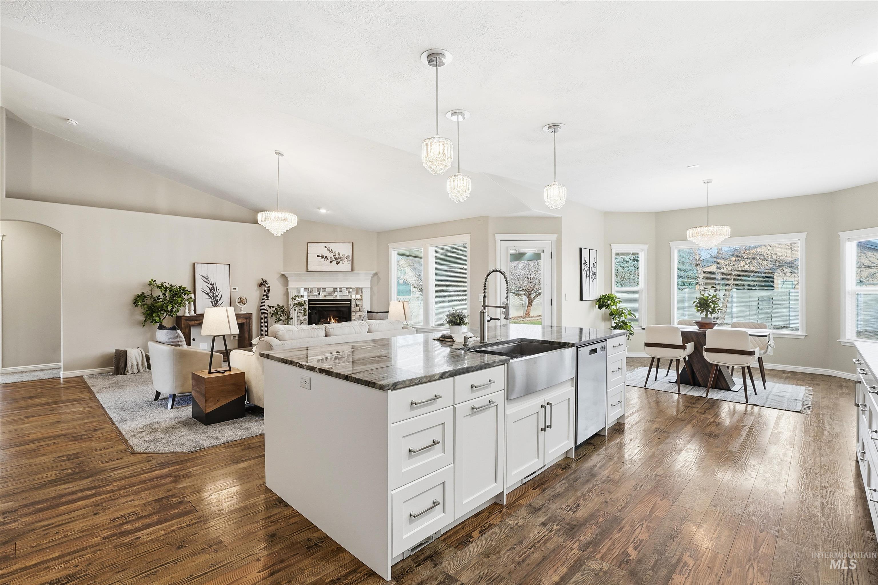 1880 W Kelly Creek Drive, Meridian, Idaho 83646-0000, 4 Bedrooms, 3 Bathrooms, Residential For Sale, Price $649,990, 98976212