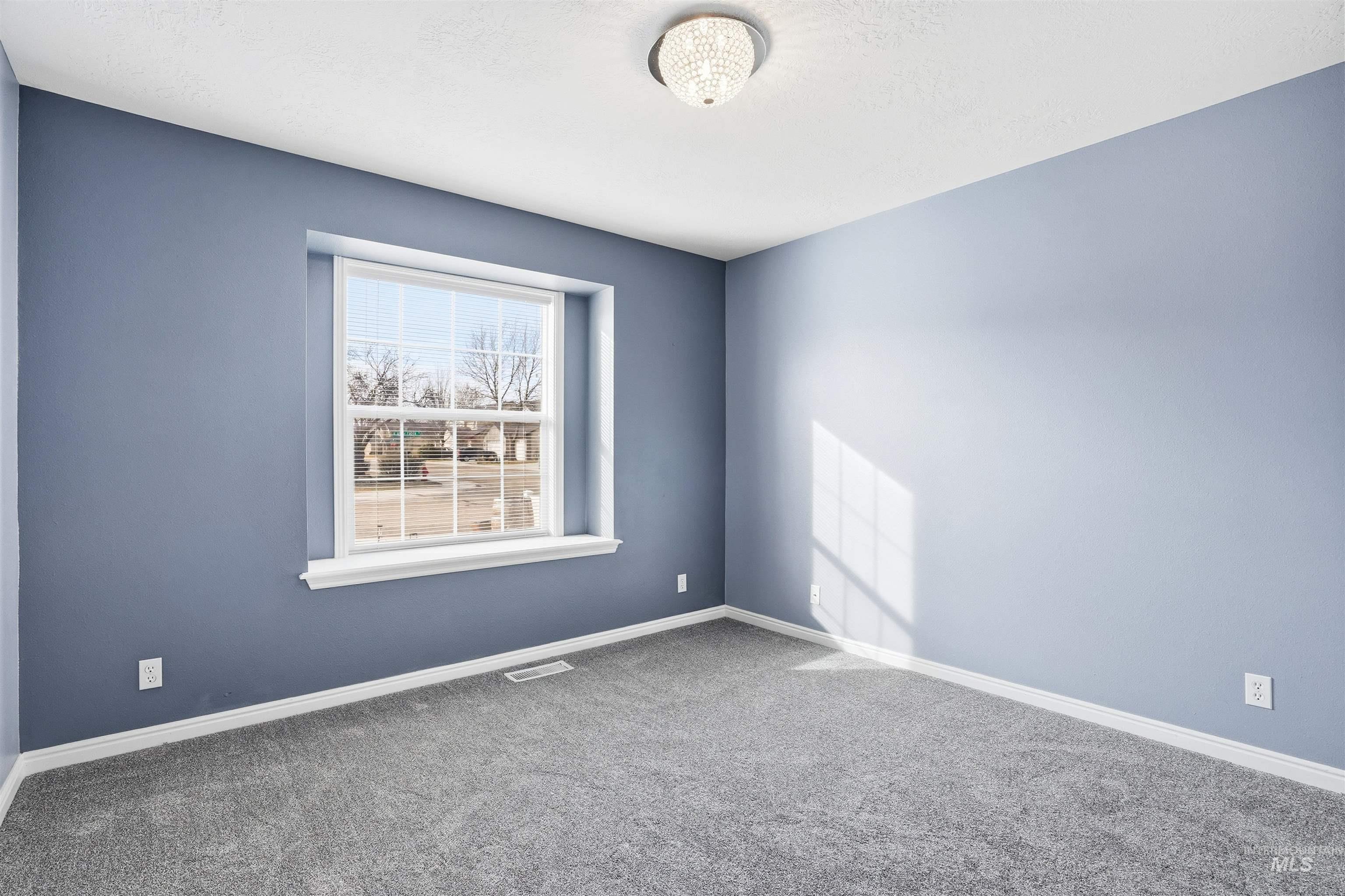 1880 W Kelly Creek Drive, Meridian, Idaho 83646-0000, 4 Bedrooms, 3 Bathrooms, Residential For Sale, Price $649,990, 98976212