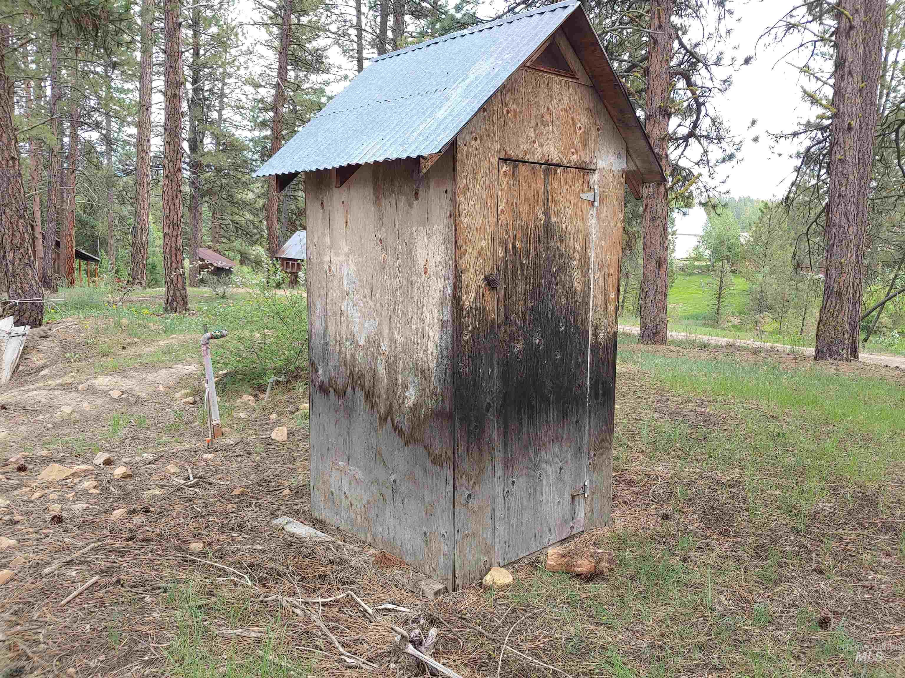 330 Gibbs Circle, Placerville, Idaho 83666, 1 Bedroom, Residential For Sale, Price $109,000, 98976214