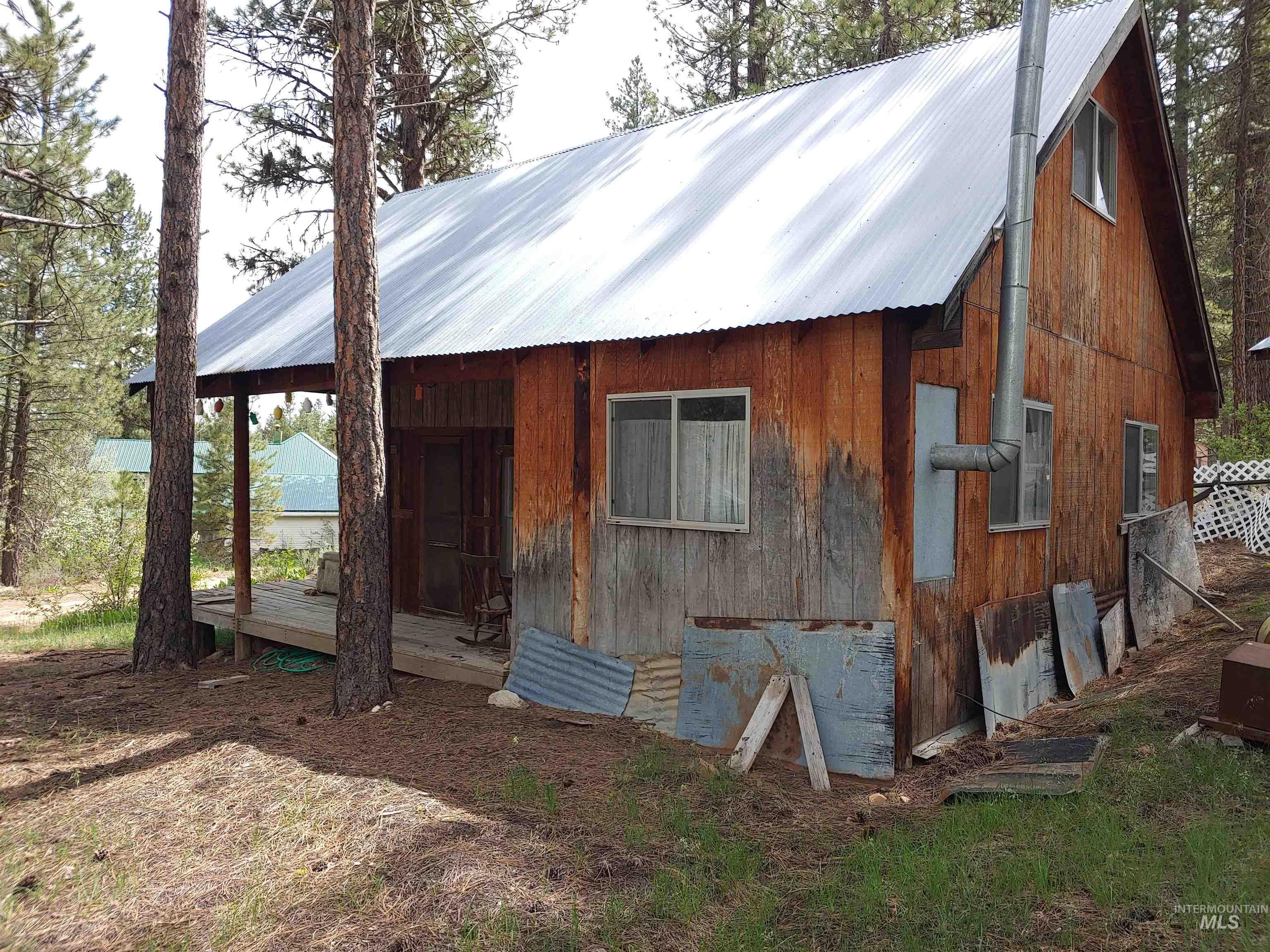 330 Gibbs Circle, Placerville, Idaho 83666, 1 Bedroom, Residential For Sale, Price $109,000, 98976214