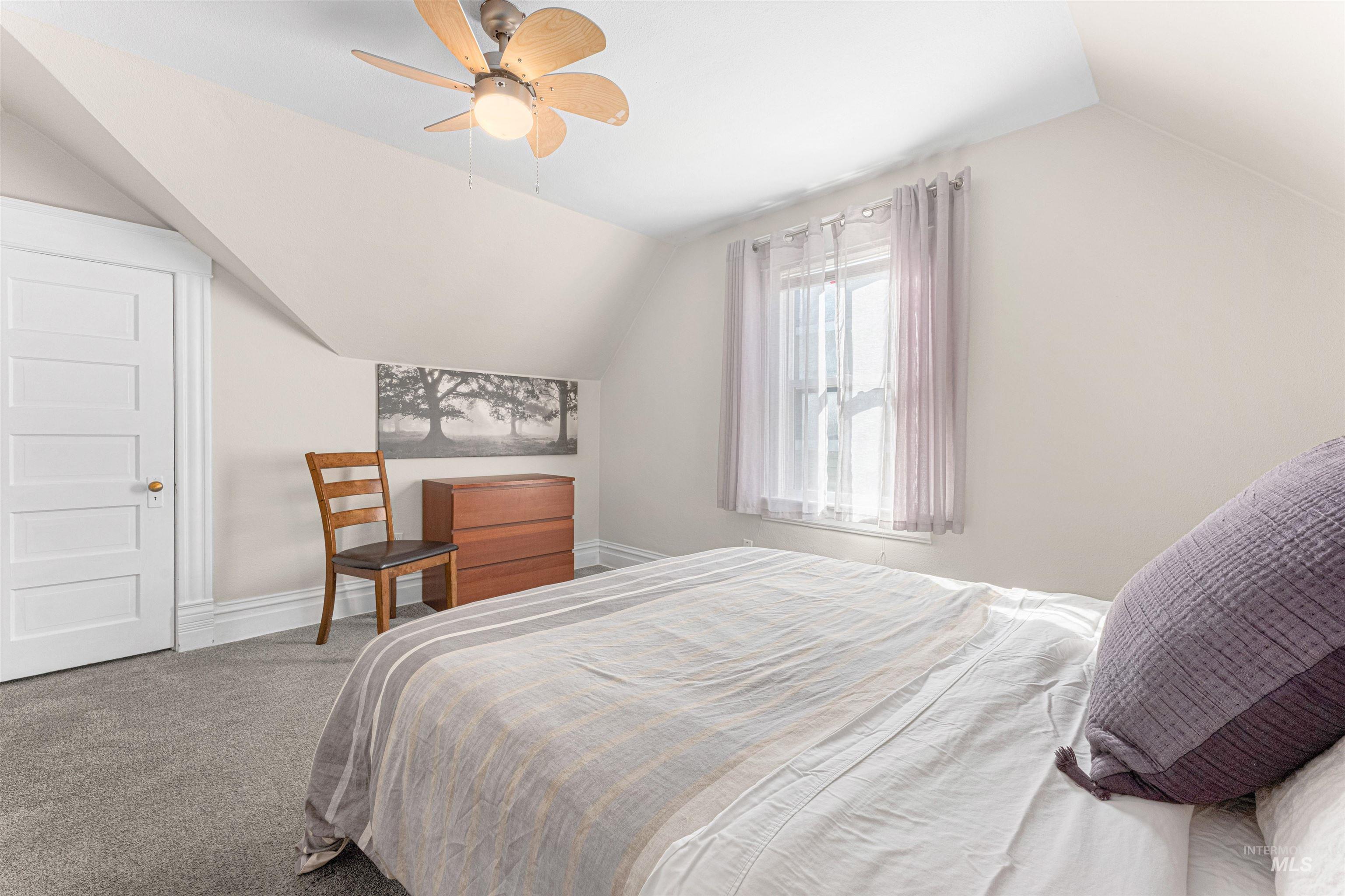 1605 N 11th St, Boise, Idaho 83702, 2 Bedrooms, 1 Bathroom, Residential Income For Sale, Price $949,900,MLS 98976220