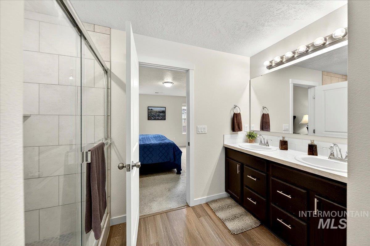 12313 Varga St, Caldwell, Idaho 83607, 4 Bedrooms, 2.5 Bathrooms, Residential For Sale, Price $450,000,MLS 98976221