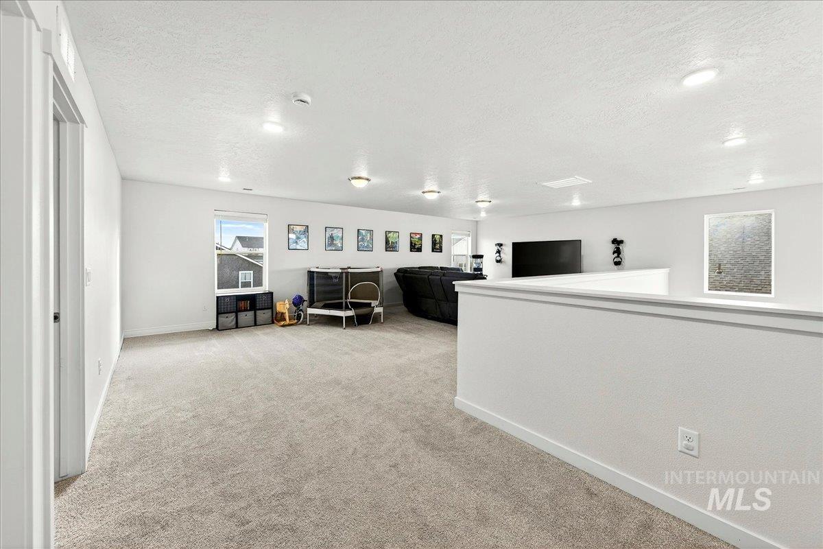 12313 Varga St, Caldwell, Idaho 83607, 4 Bedrooms, 2.5 Bathrooms, Residential For Sale, Price $450,000,MLS 98976221