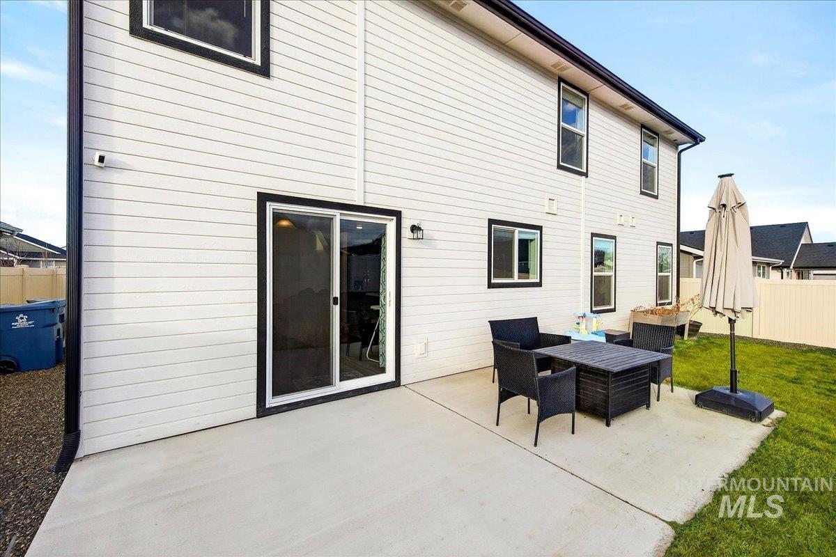 12313 Varga St, Caldwell, Idaho 83607, 4 Bedrooms, 2.5 Bathrooms, Residential For Sale, Price $450,000,MLS 98976221