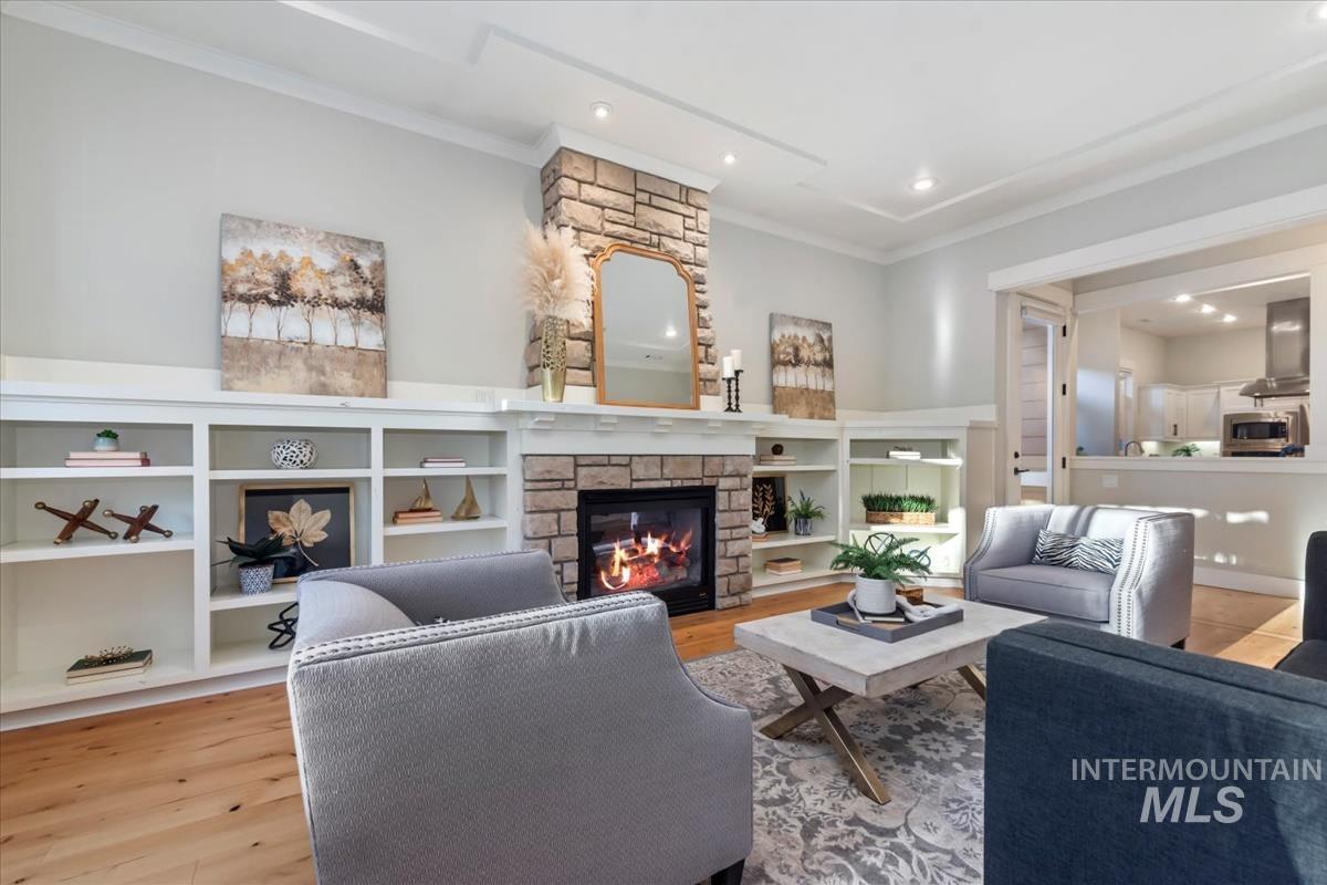 3076 S Rookery Ln, Boise, Idaho 83706, 2 Bedrooms, 2 Bathrooms, Residential For Sale, Price $885,000,MLS 98976222