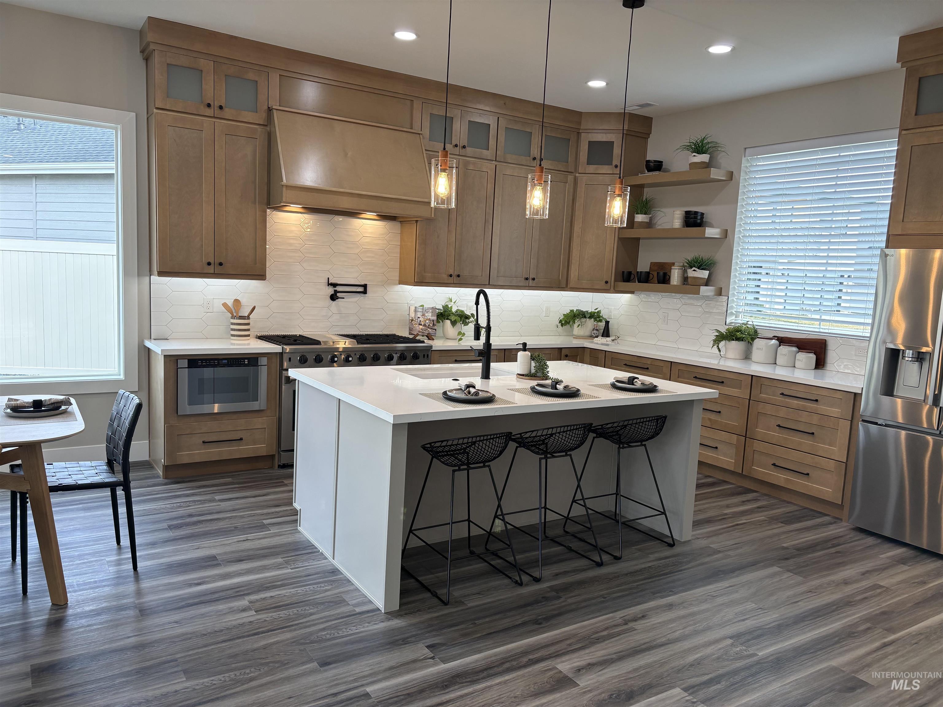 9910 W Sunberry Court, Star, Idaho 83669, 4 Bedrooms, 2.5 Bathrooms, Residential For Sale, Price $699,900, 98976224