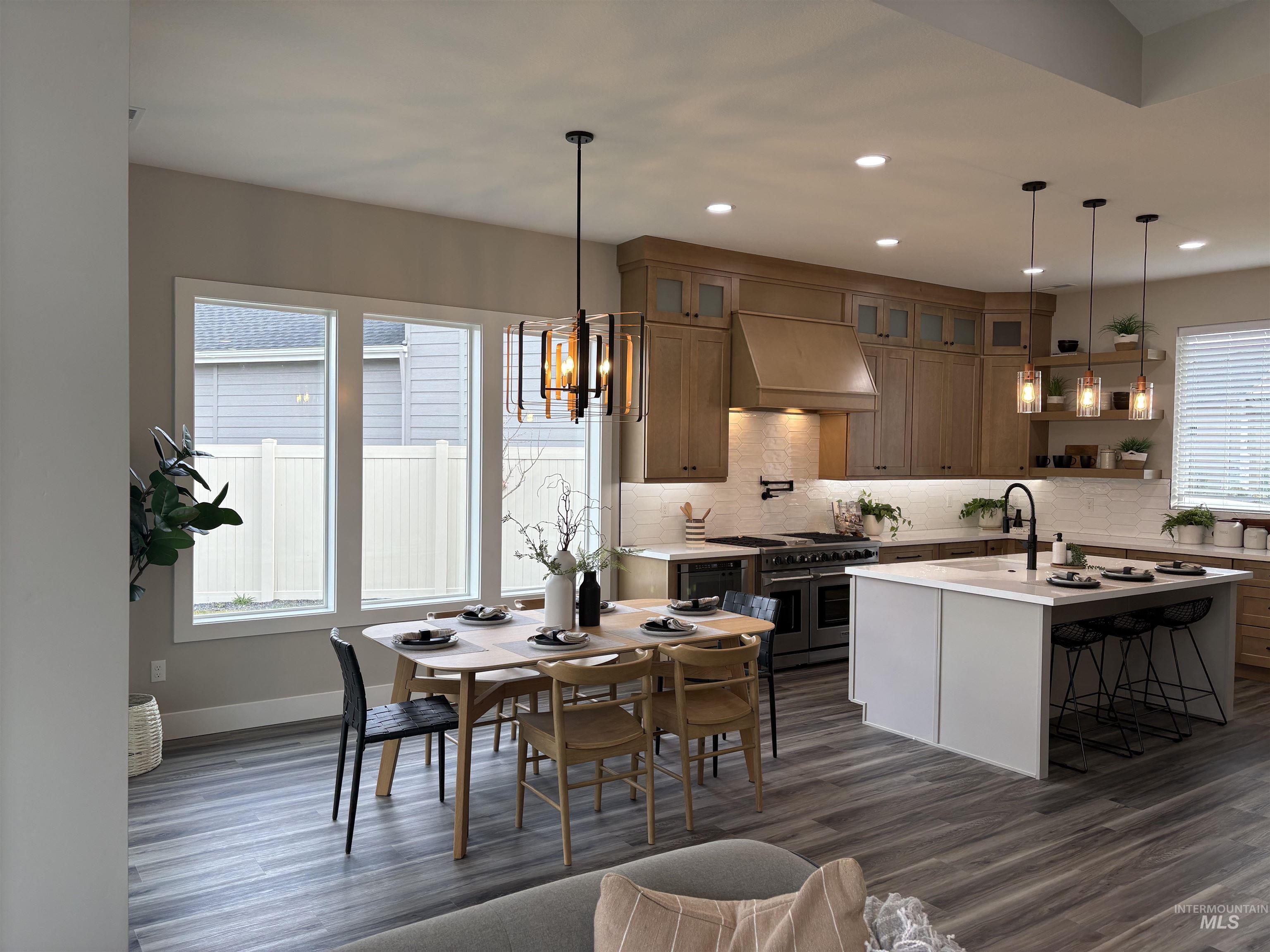 9910 W Sunberry Court, Star, Idaho 83669, 4 Bedrooms, 2.5 Bathrooms, Residential For Sale, Price $699,900, 98976224