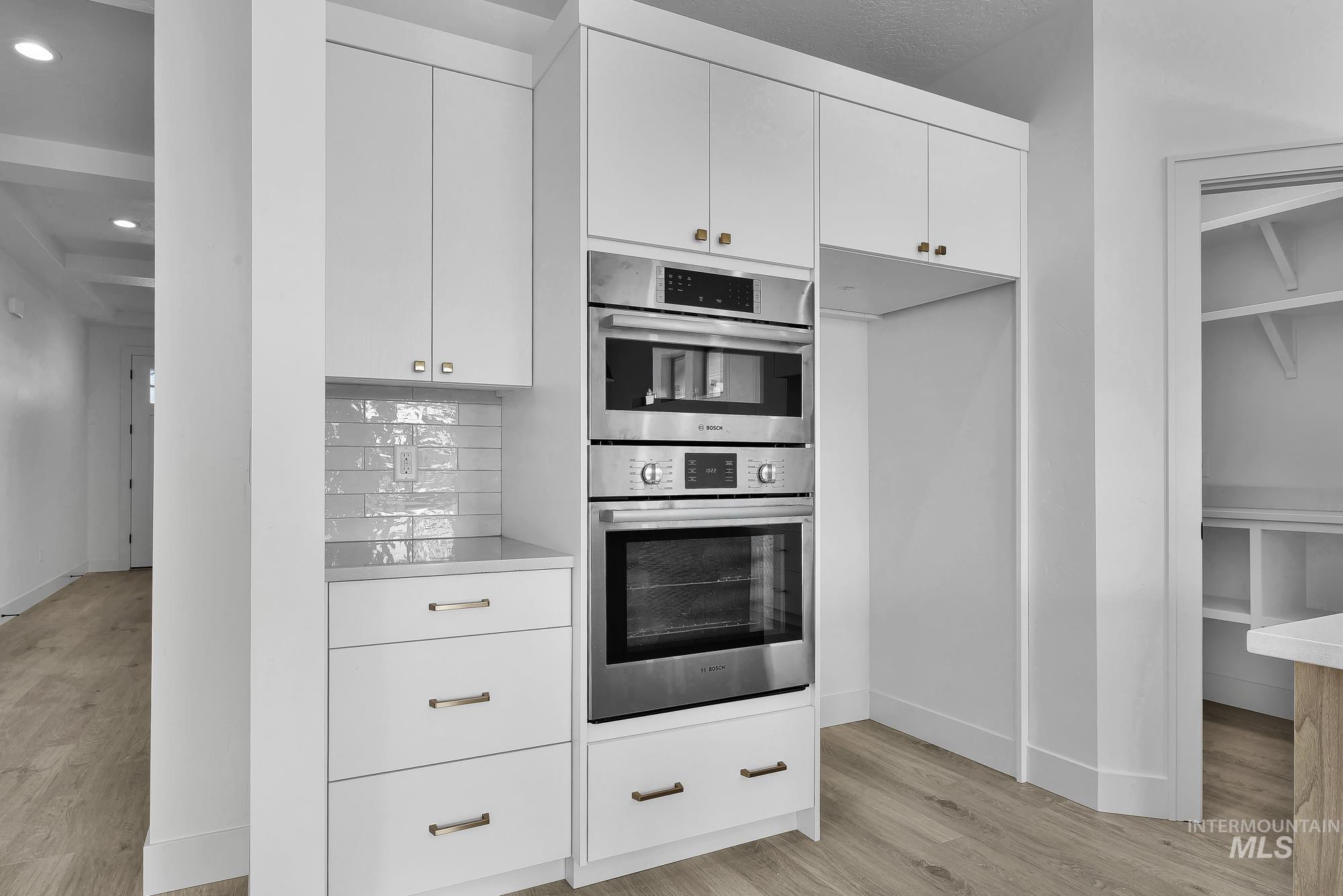 9725 W Snow Wolf Ln, Star, Idaho 83669, 3 Bedrooms, 2 Bathrooms, Residential For Sale, Price $539,900,MLS 98976225