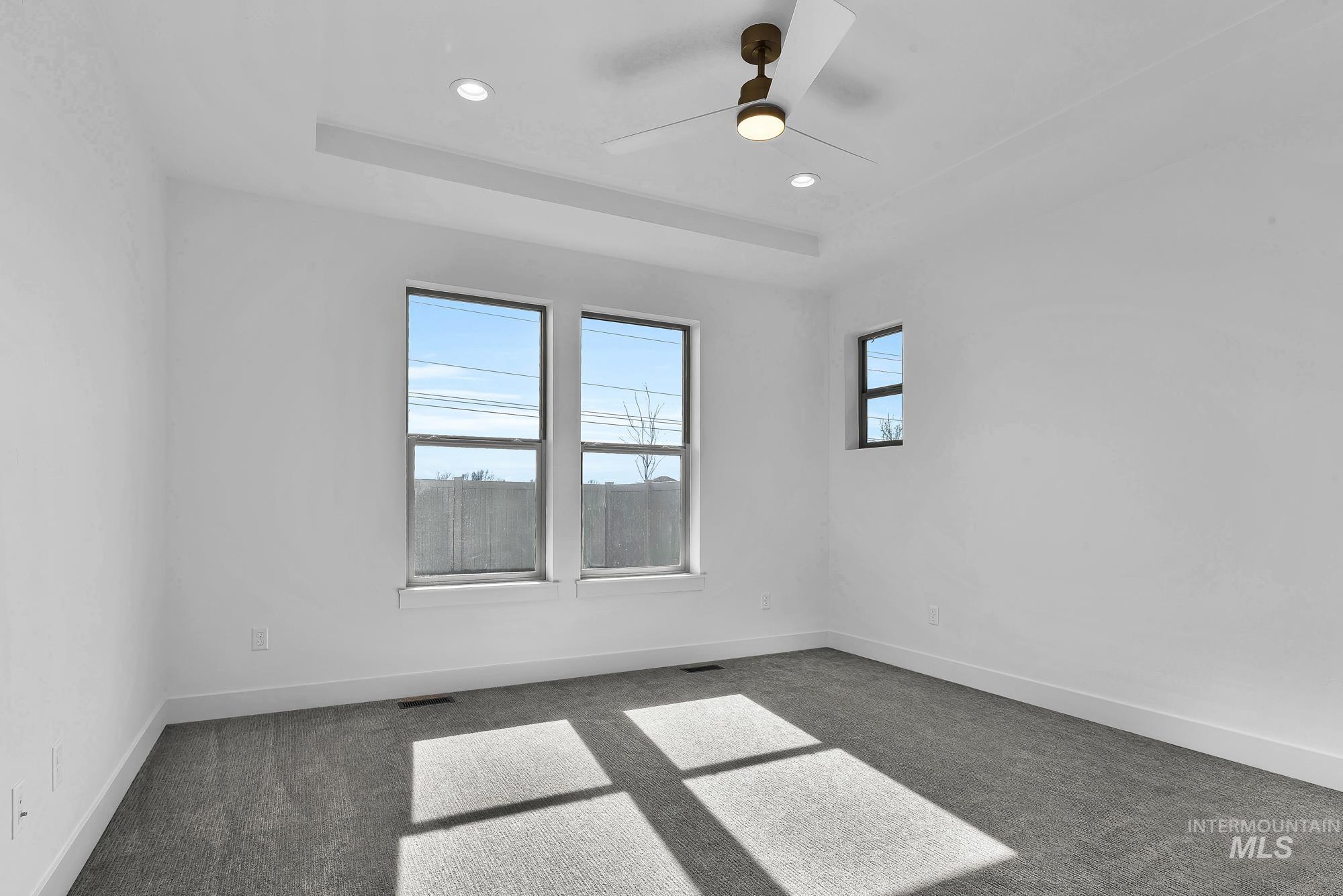 9725 W Snow Wolf Ln, Star, Idaho 83669, 3 Bedrooms, 2 Bathrooms, Residential For Sale, Price $539,900,MLS 98976225