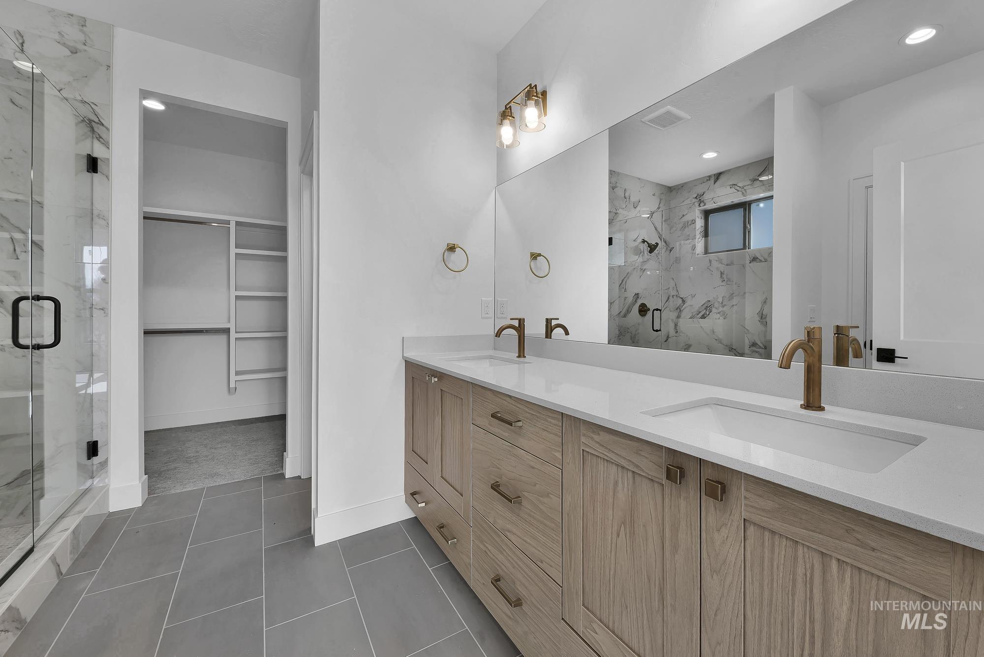 9725 W Snow Wolf Ln, Star, Idaho 83669, 3 Bedrooms, 2 Bathrooms, Residential For Sale, Price $539,900,MLS 98976225