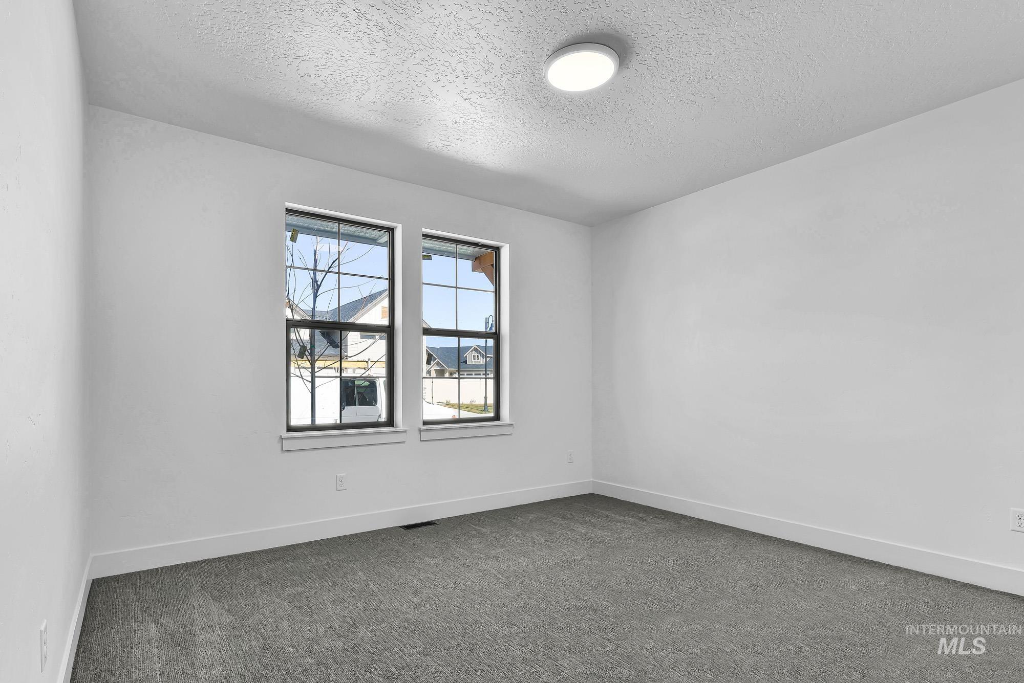 9725 W Snow Wolf Ln, Star, Idaho 83669, 3 Bedrooms, 2 Bathrooms, Residential For Sale, Price $539,900,MLS 98976225