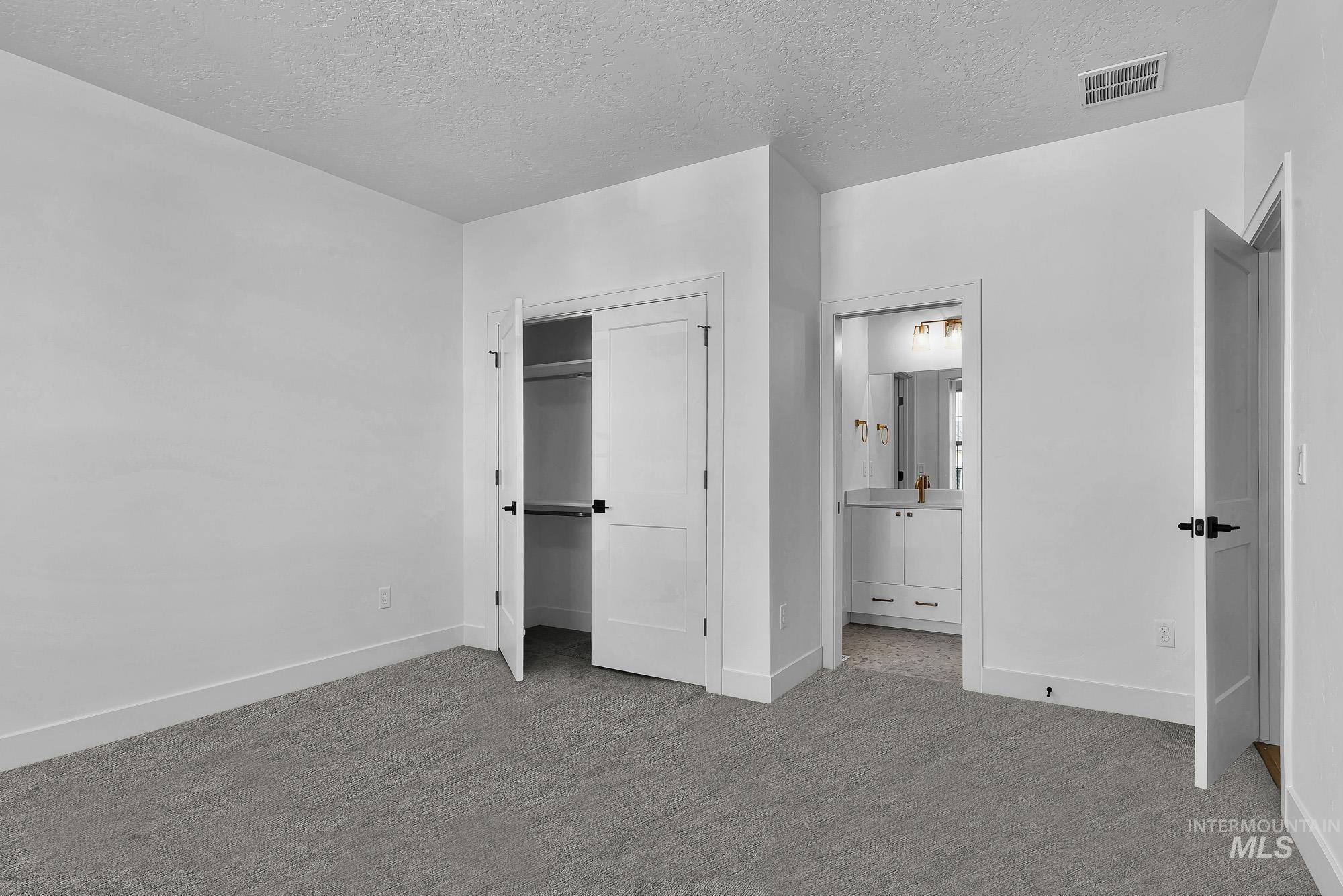 9725 W Snow Wolf Ln, Star, Idaho 83669, 3 Bedrooms, 2 Bathrooms, Residential For Sale, Price $539,900,MLS 98976225