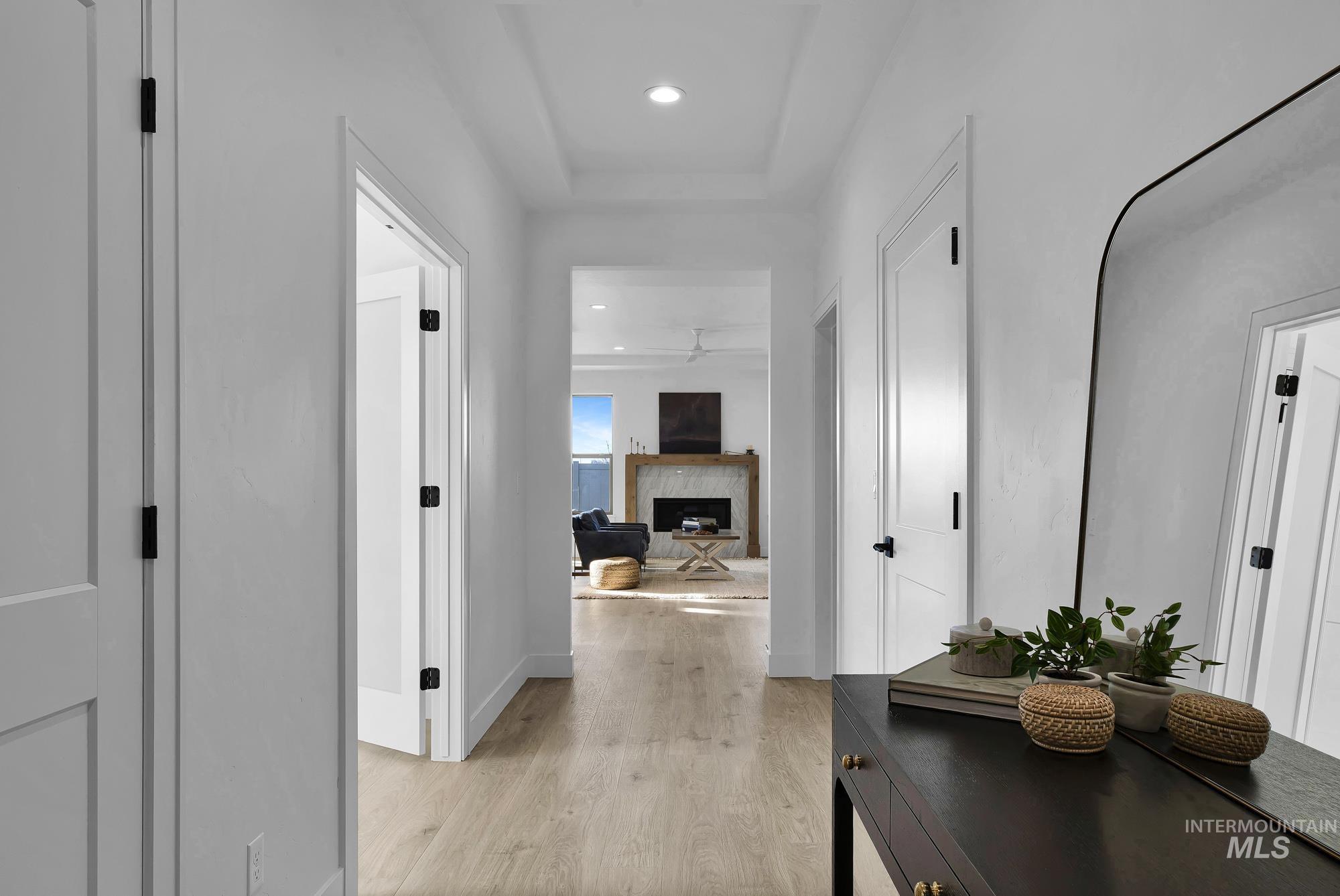 9675 W Snow Wolf Ln, Star, Idaho 83669, 3 Bedrooms, 2 Bathrooms, Residential For Sale, Price $634,900,MLS 98976226