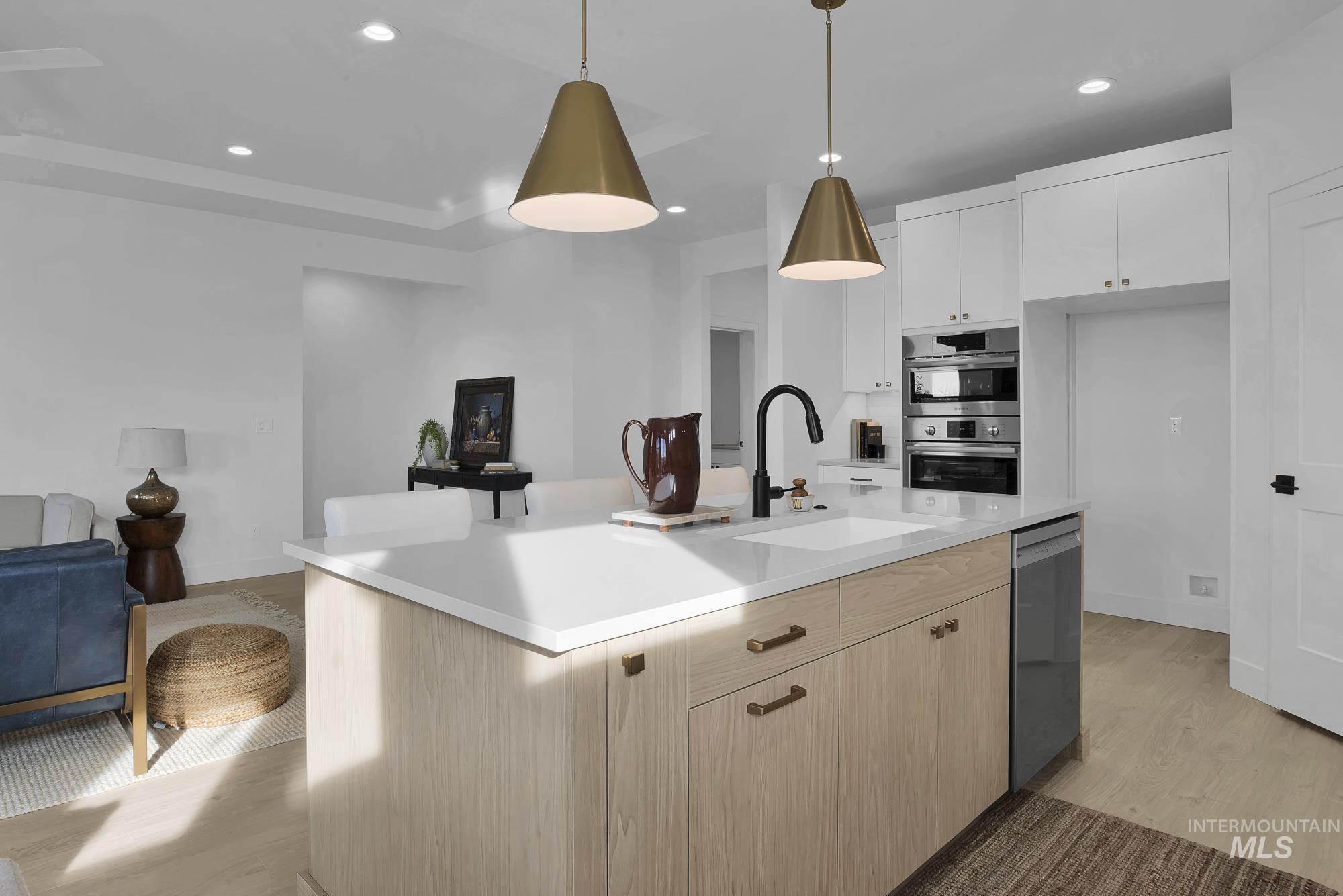 9675 W Snow Wolf Ln, Star, Idaho 83669, 3 Bedrooms, 2 Bathrooms, Residential For Sale, Price $634,900,MLS 98976226