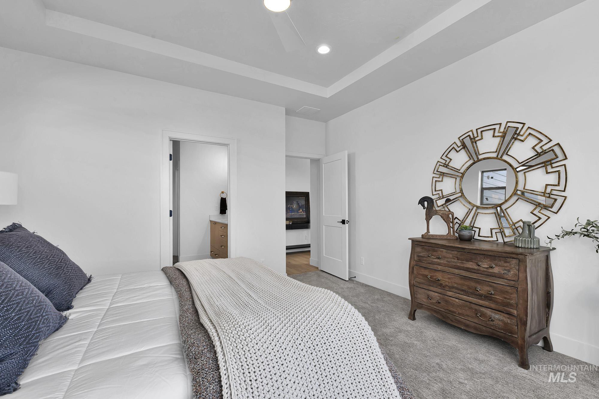 9675 W Snow Wolf Ln, Star, Idaho 83669, 3 Bedrooms, 2 Bathrooms, Residential For Sale, Price $634,900,MLS 98976226