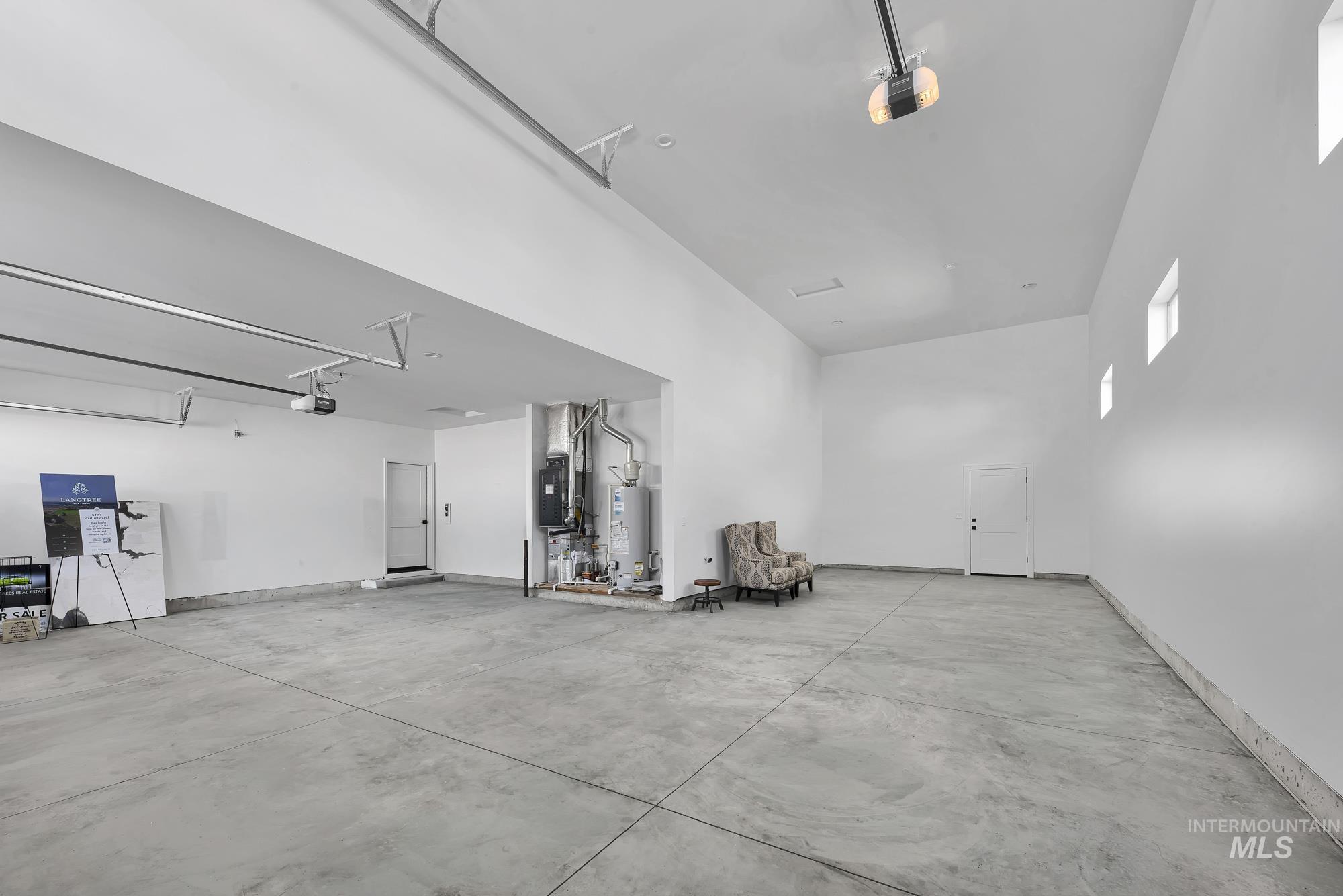 9675 W Snow Wolf Ln, Star, Idaho 83669, 3 Bedrooms, 2 Bathrooms, Residential For Sale, Price $634,900,MLS 98976226