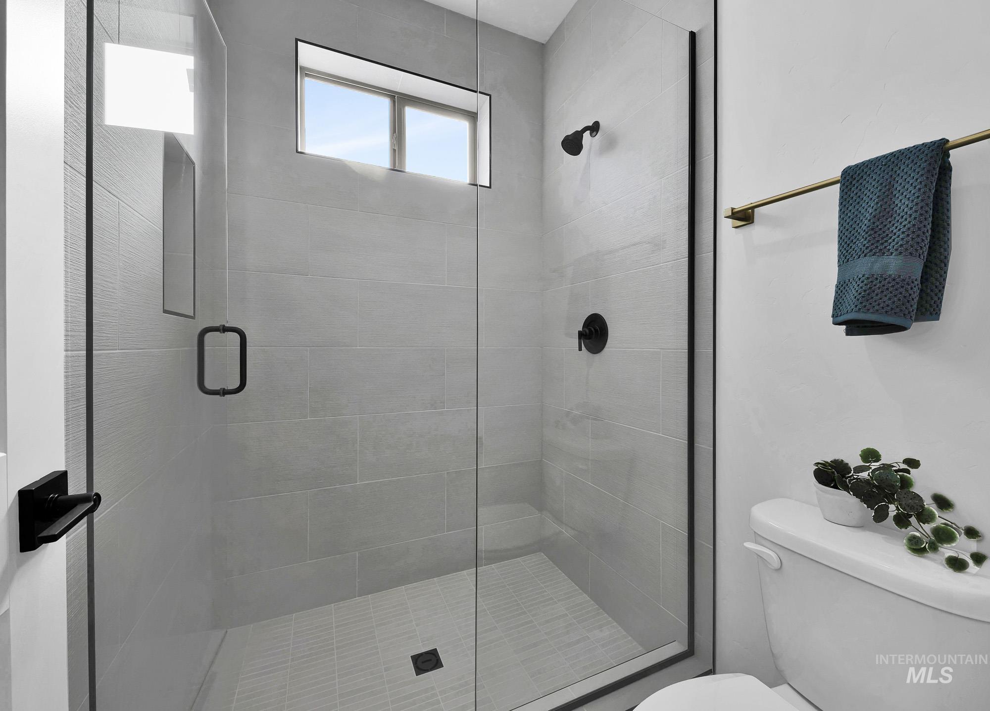 9675 W Snow Wolf Ln, Star, Idaho 83669, 3 Bedrooms, 2 Bathrooms, Residential For Sale, Price $634,900,MLS 98976226