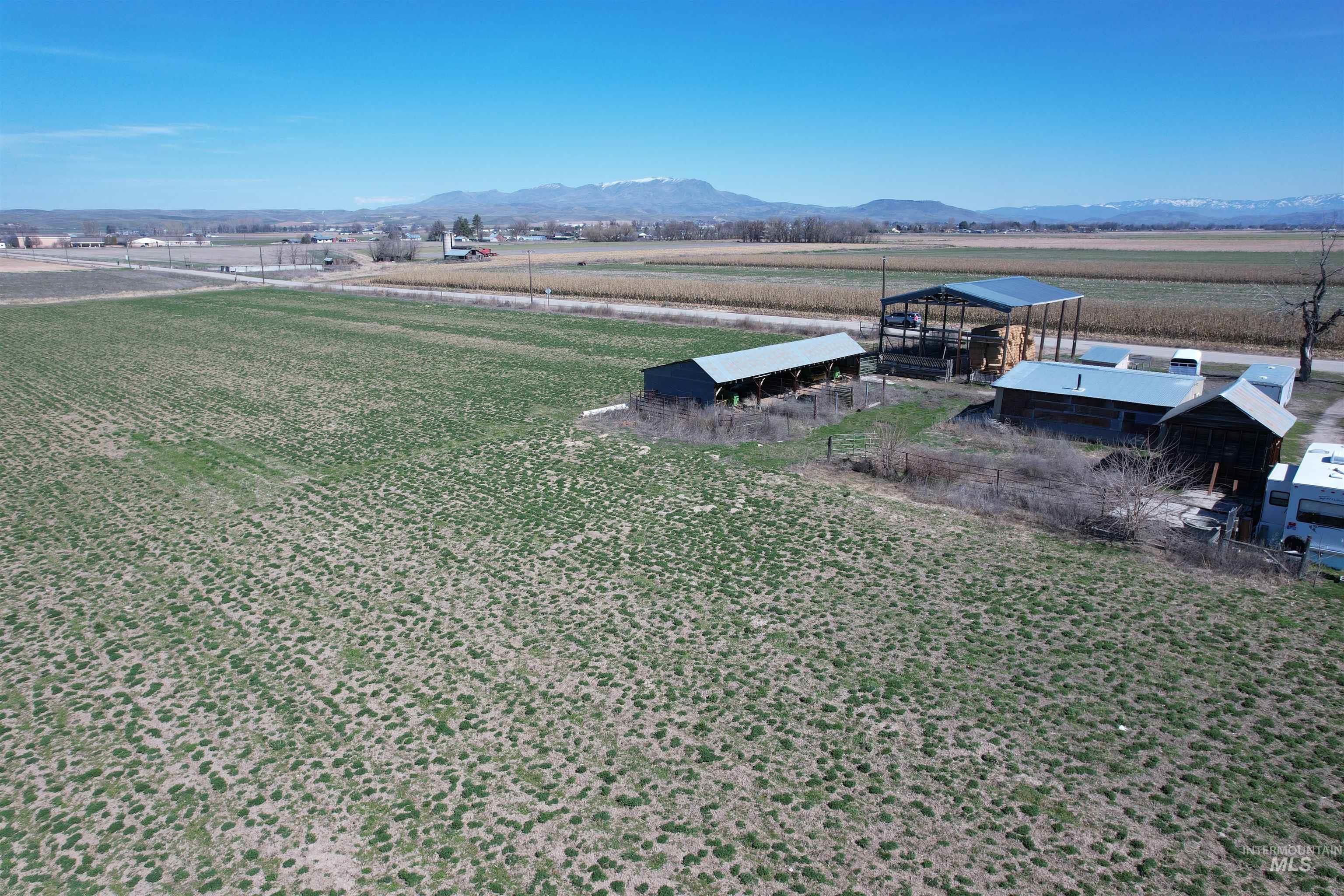 5448 W Black Canyon, Emmett, Idaho 83617, 3 Bedrooms, 2 Bathrooms, Farm & Ranch For Sale, Price $2,000,000, 98976234