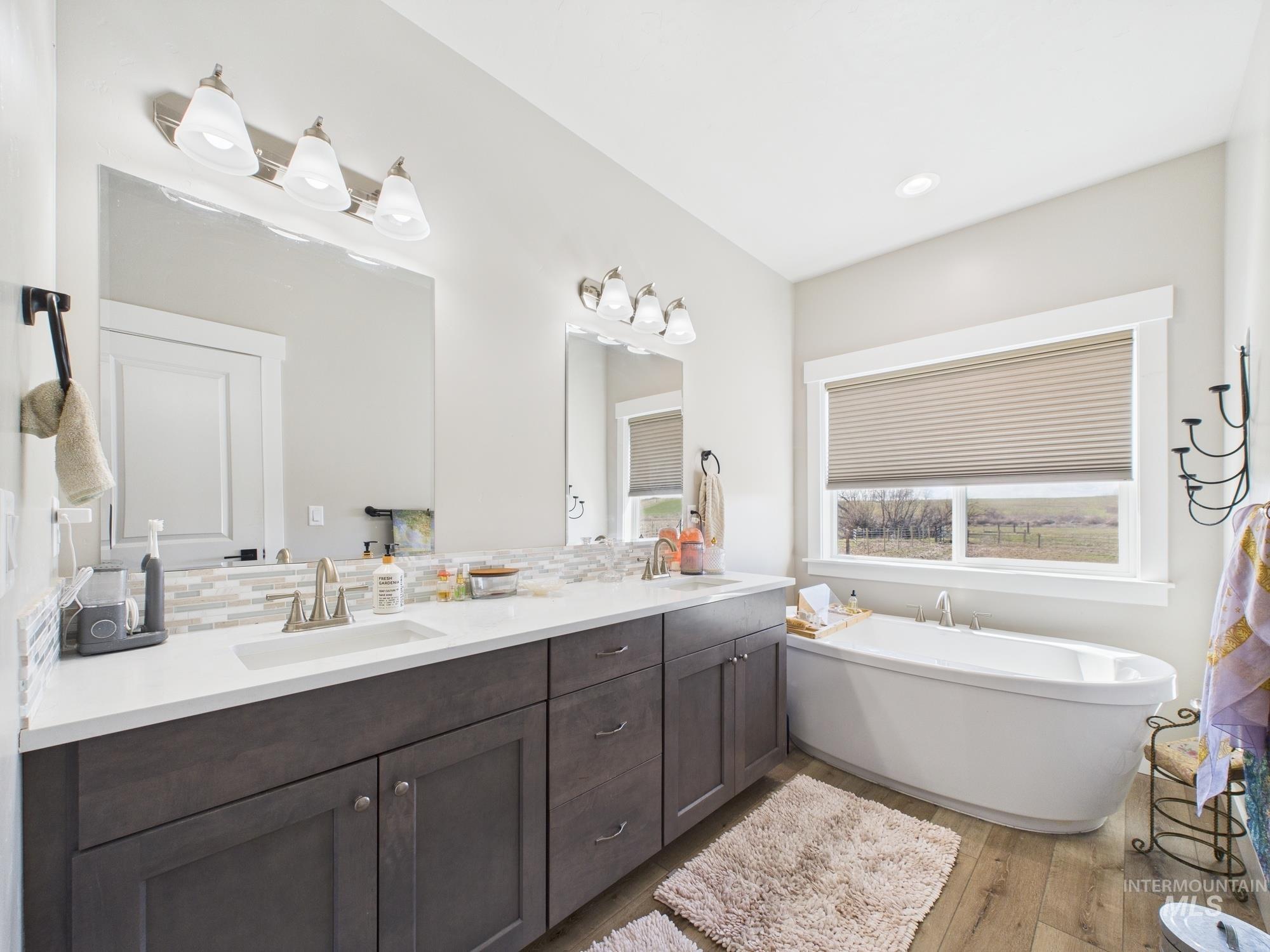 5448 W Black Canyon, Emmett, Idaho 83617, 3 Bedrooms, 2 Bathrooms, Farm & Ranch For Sale, Price $2,000,000, 98976234