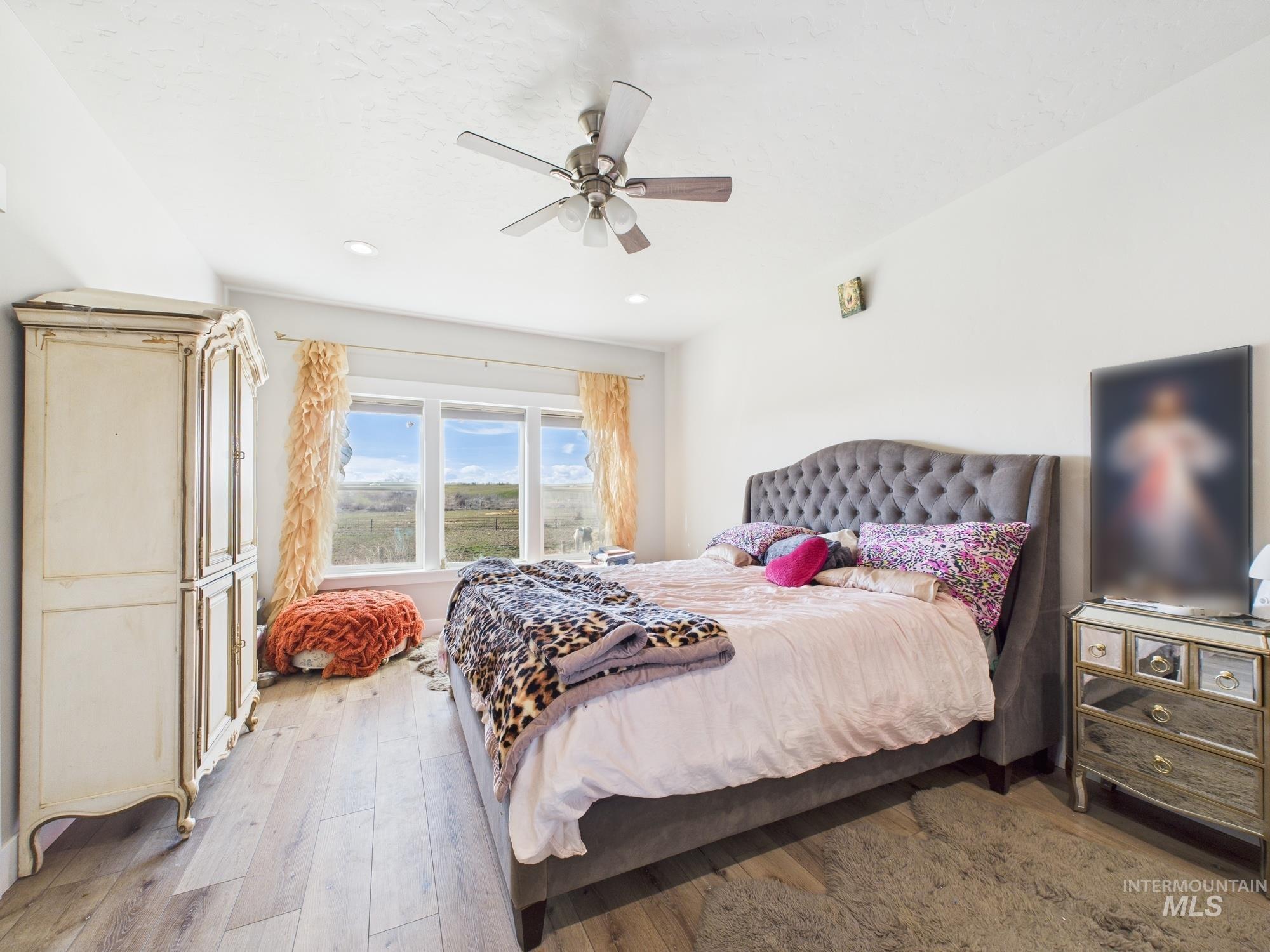 5448 W Black Canyon, Emmett, Idaho 83617, 3 Bedrooms, 2 Bathrooms, Farm & Ranch For Sale, Price $2,000,000, 98976234