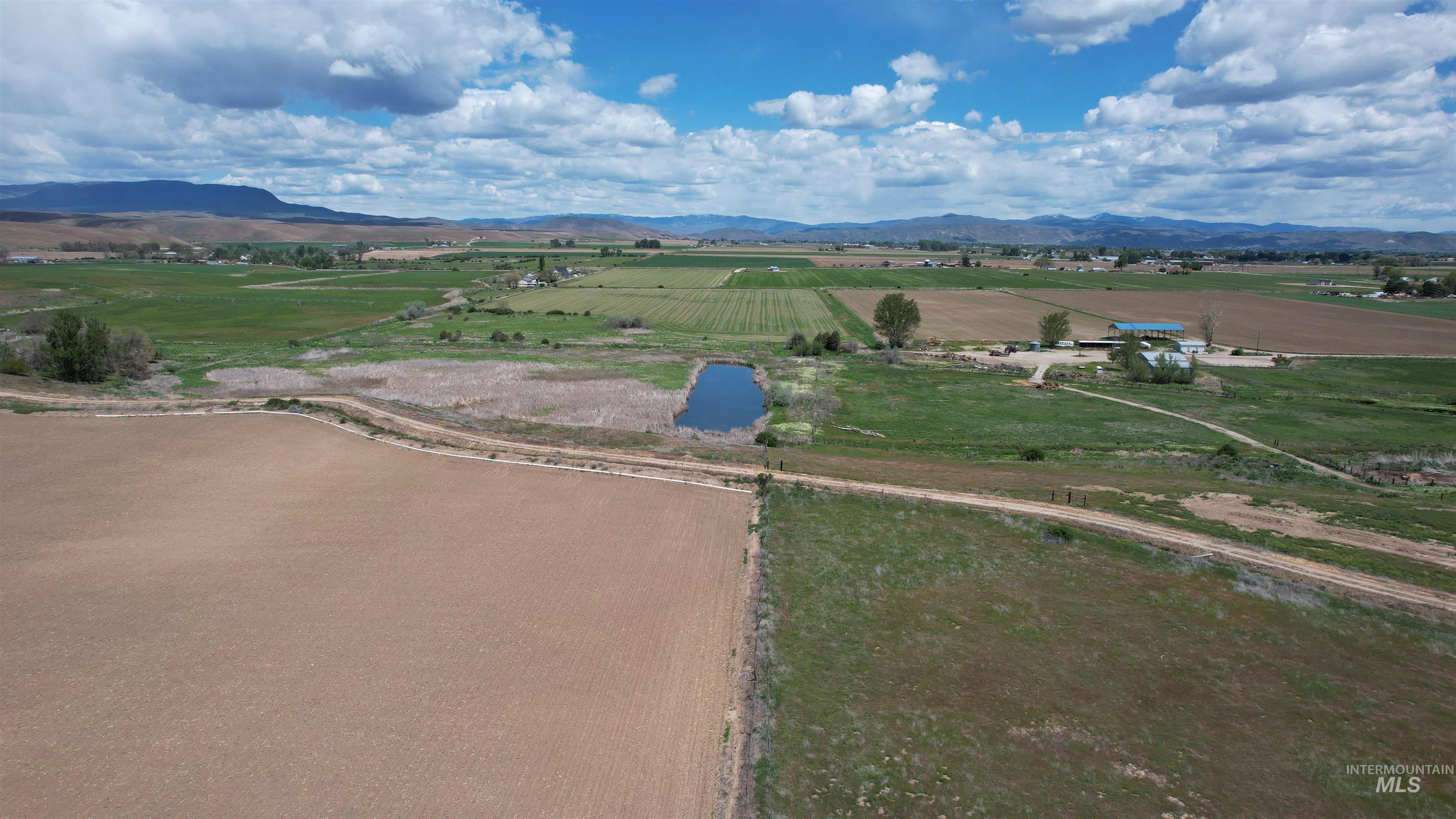 5448 W Black Canyon, Emmett, Idaho 83617, 3 Bedrooms, 2 Bathrooms, Farm & Ranch For Sale, Price $2,000,000, 98976234