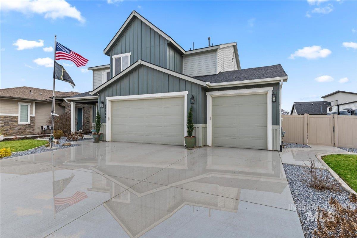 11211 Sopris Loop, Caldwell, Idaho 83605, 4 Bedrooms, 2.5 Bathrooms, Residential For Sale, Price $485,000,MLS 98976236