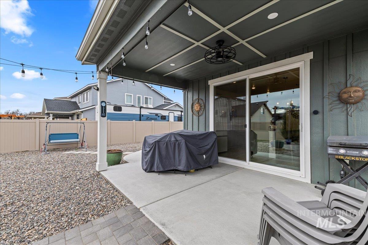 11211 Sopris Loop, Caldwell, Idaho 83605, 4 Bedrooms, 2.5 Bathrooms, Residential For Sale, Price $485,000,MLS 98976236