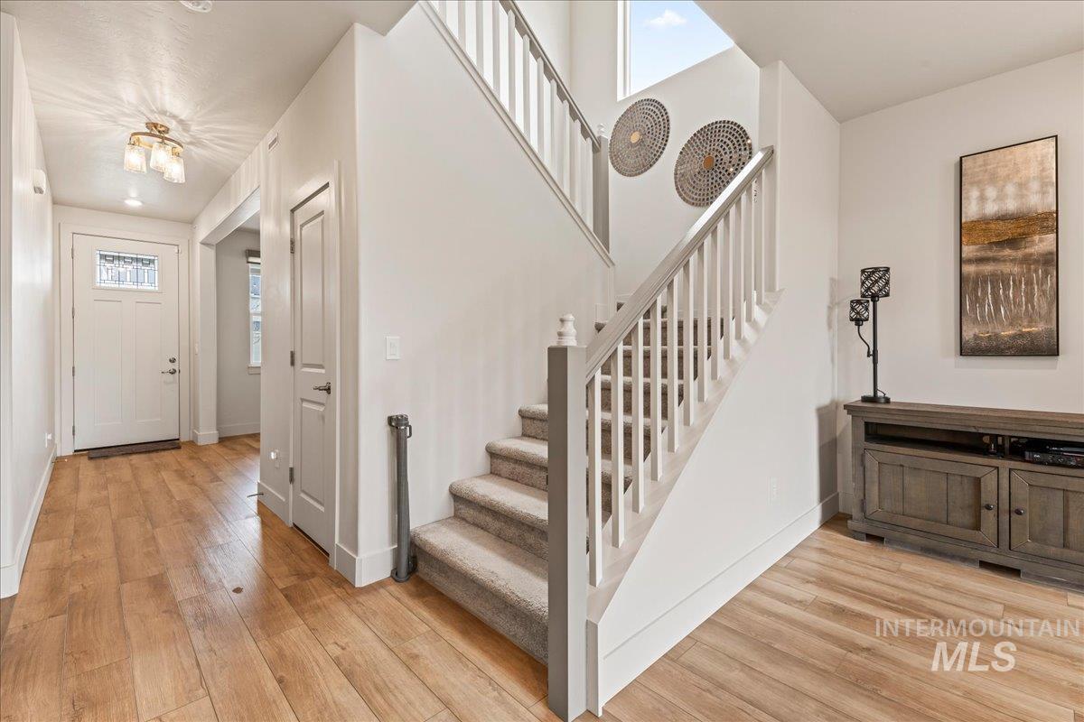 11211 Sopris Loop, Caldwell, Idaho 83605, 4 Bedrooms, 2.5 Bathrooms, Residential For Sale, Price $485,000,MLS 98976236